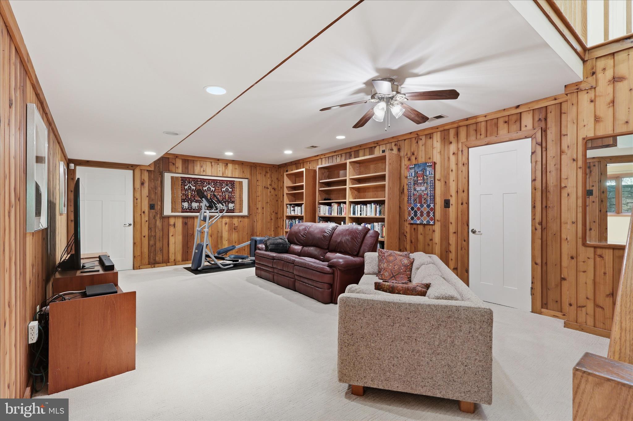 FITZ FOLLY FARMS - Residential