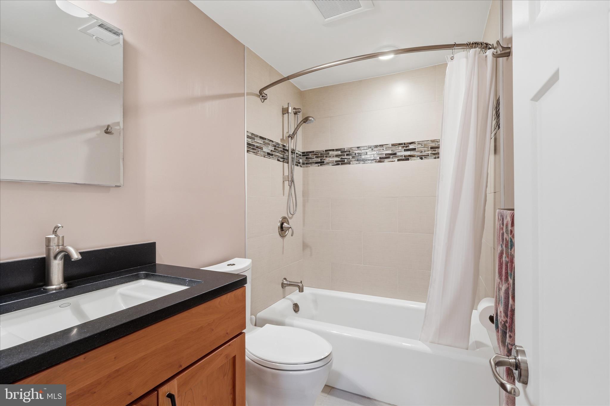 FITZ FOLLY FARMS - Residential