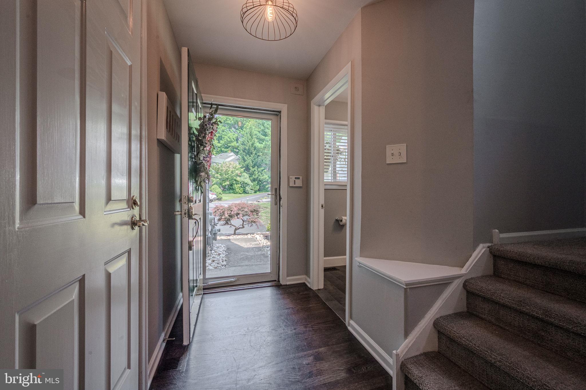 316 PLEASANT KNOLL COURT