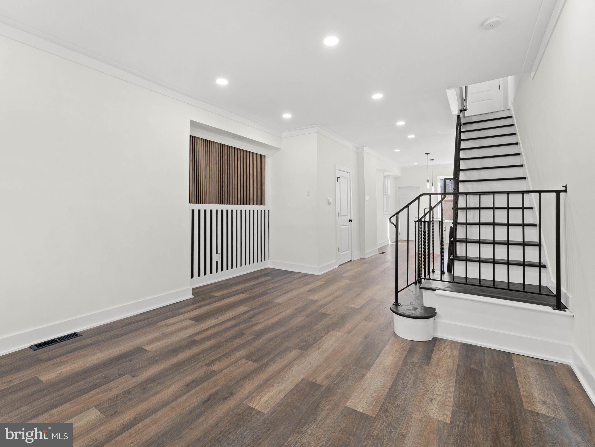 MILL CREEK - Residential