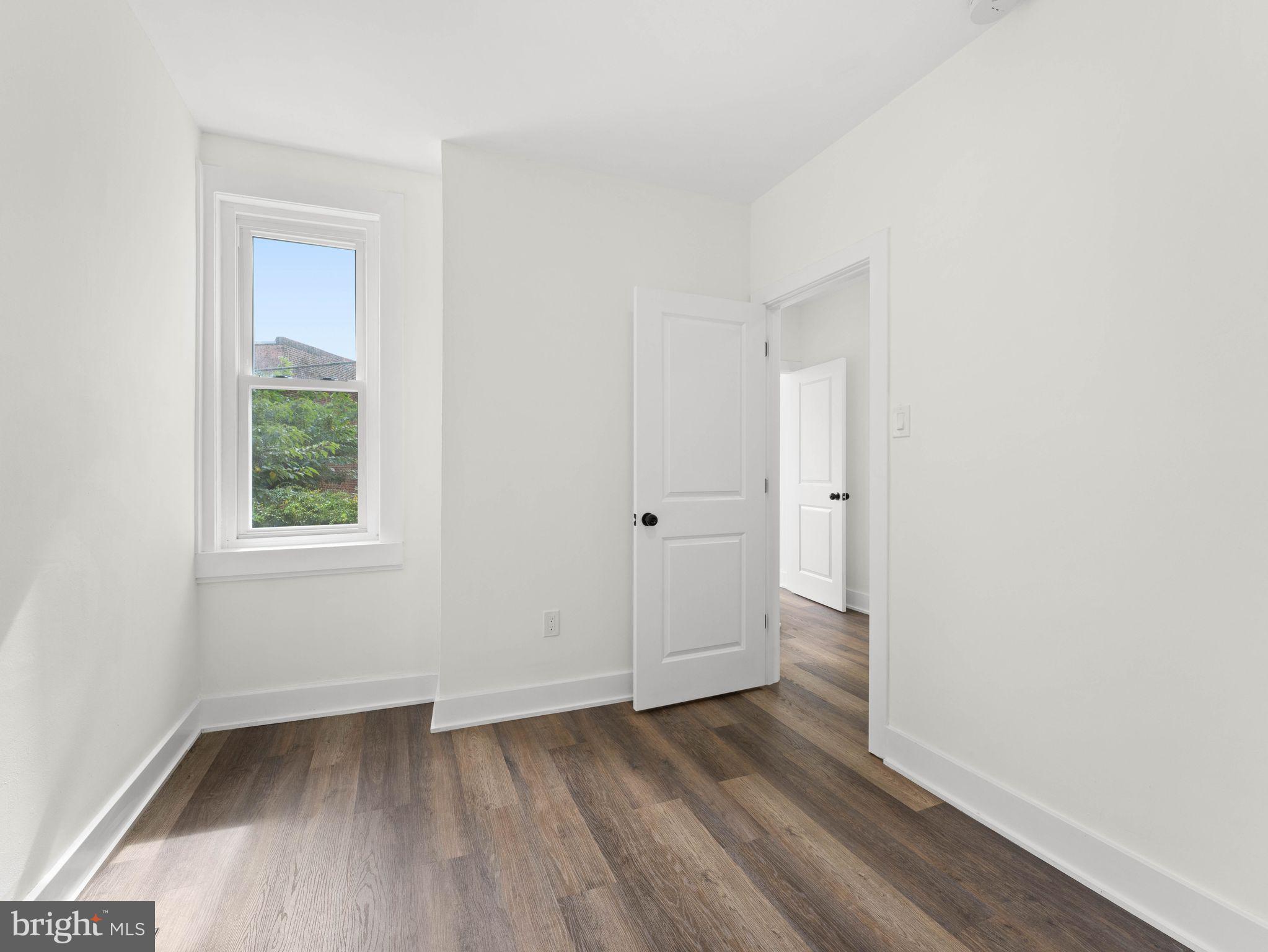 MILL CREEK - Residential