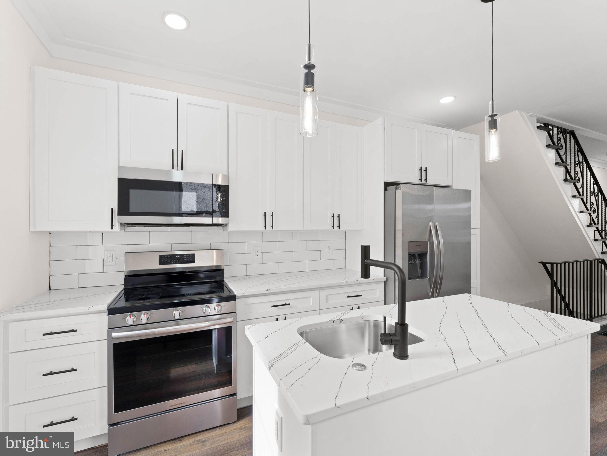 MILL CREEK - Residential