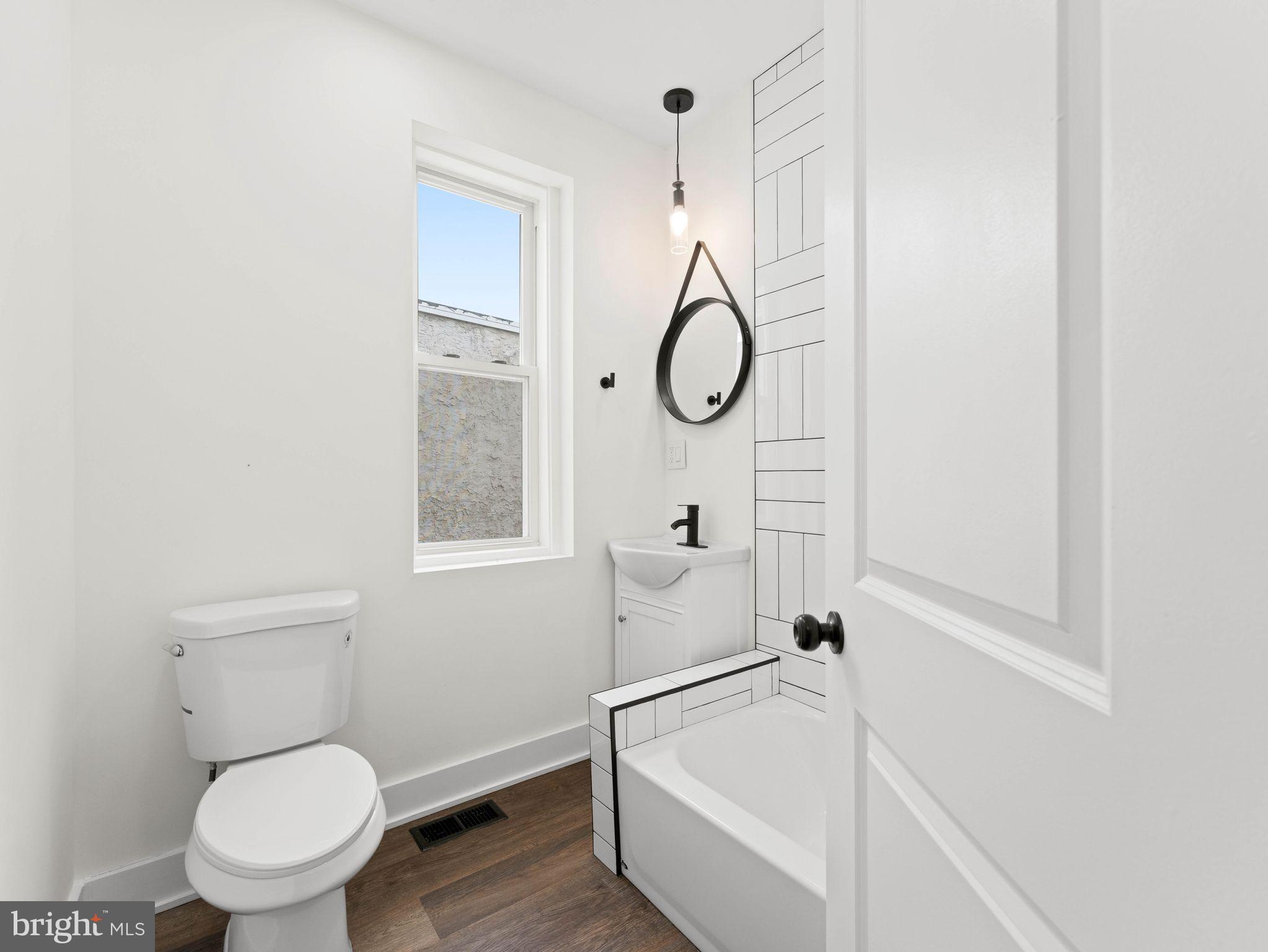 MILL CREEK - Residential