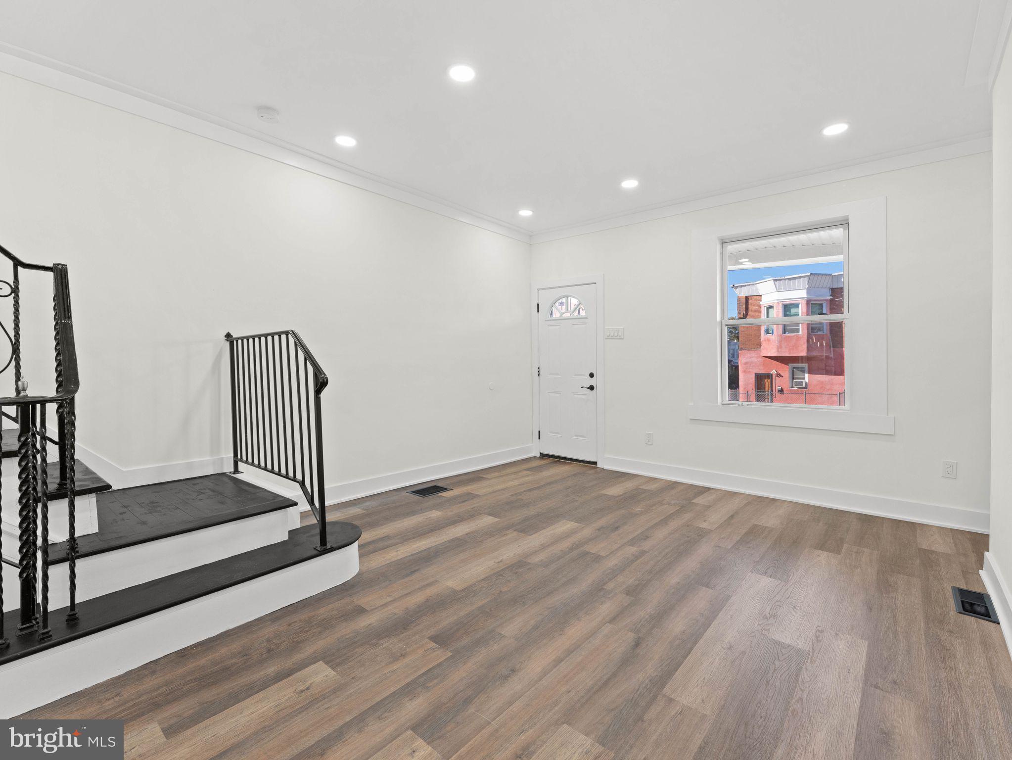 MILL CREEK - Residential