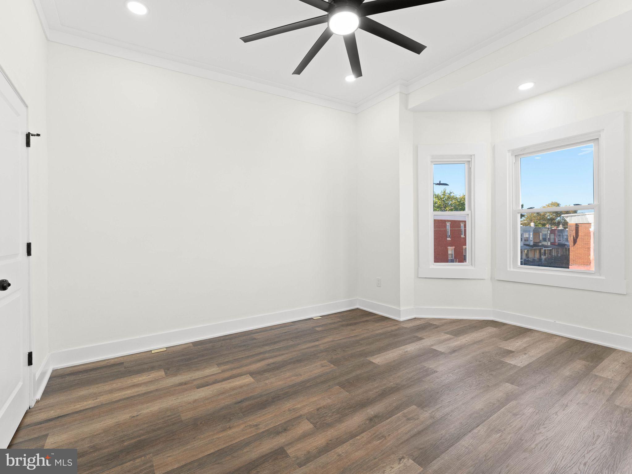 MILL CREEK - Residential