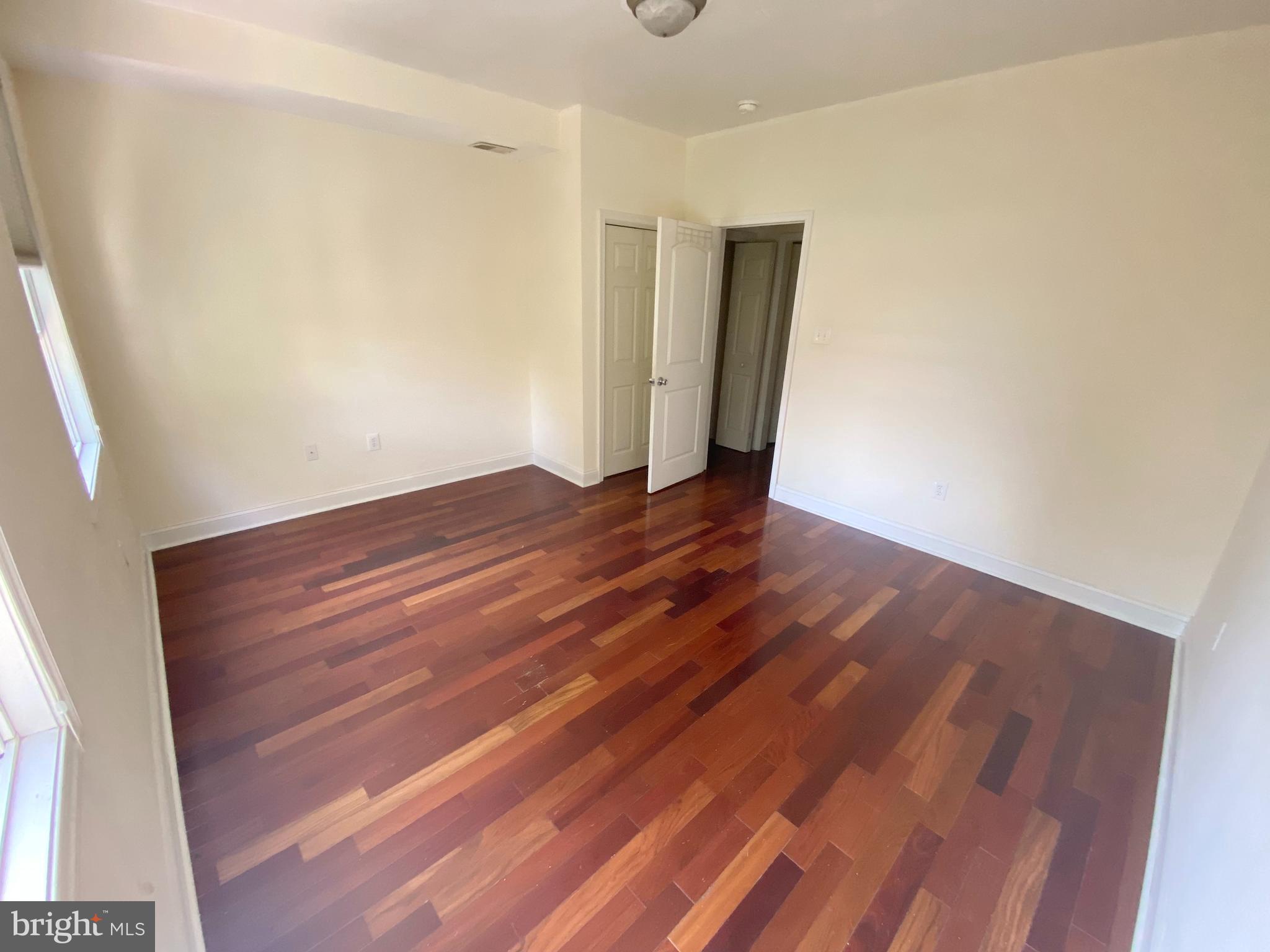 GRADUATE HOSPITAL - Residential Lease