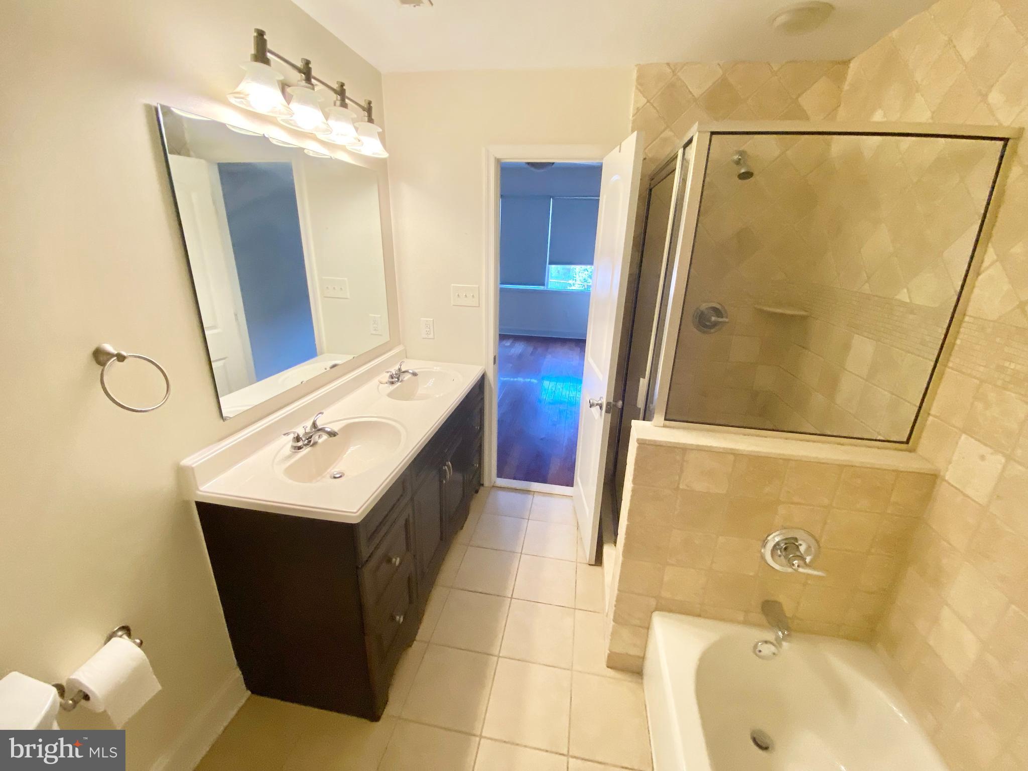 GRADUATE HOSPITAL - Residential Lease