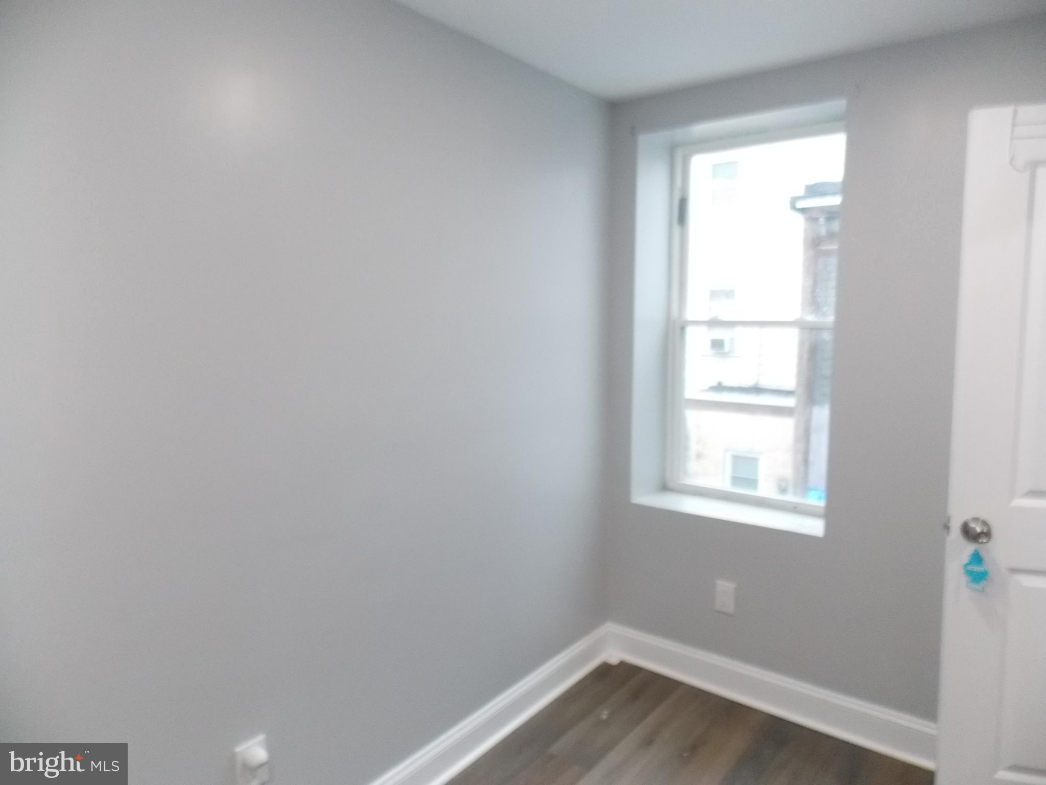 WEST KENSINGTON - Residential