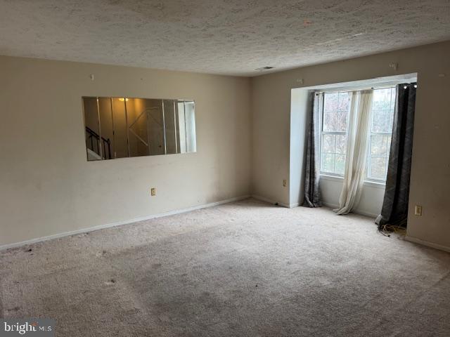 ST CHARLES HAMPSHIRE - Residential