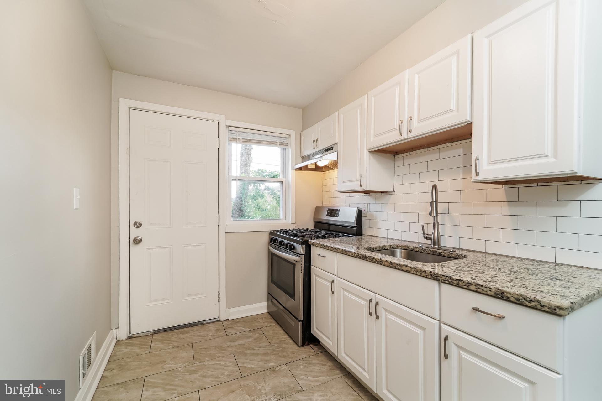 BELAIR-EDISON - Residential Lease