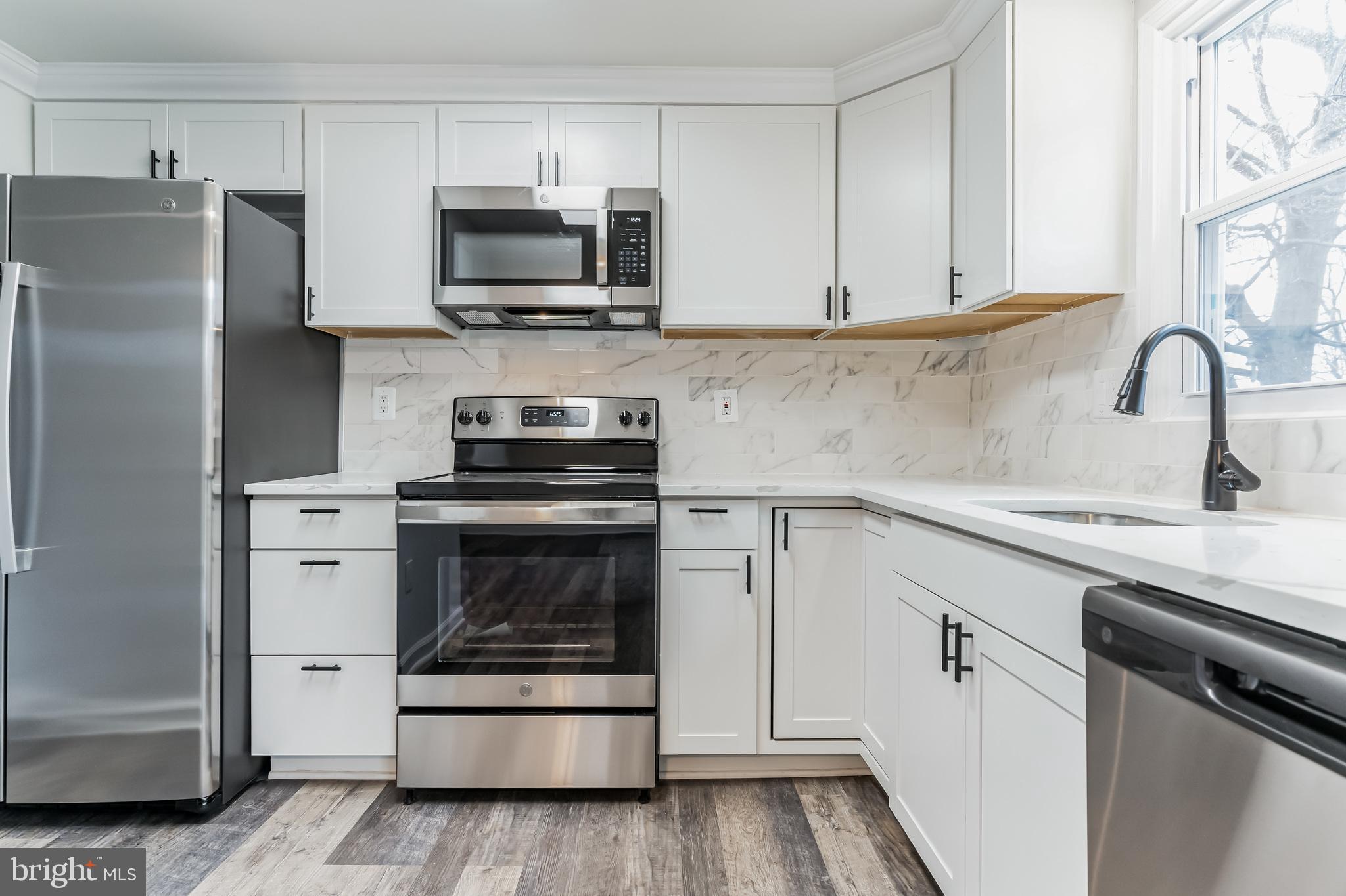 HIGHLAND GARDENS - Residential