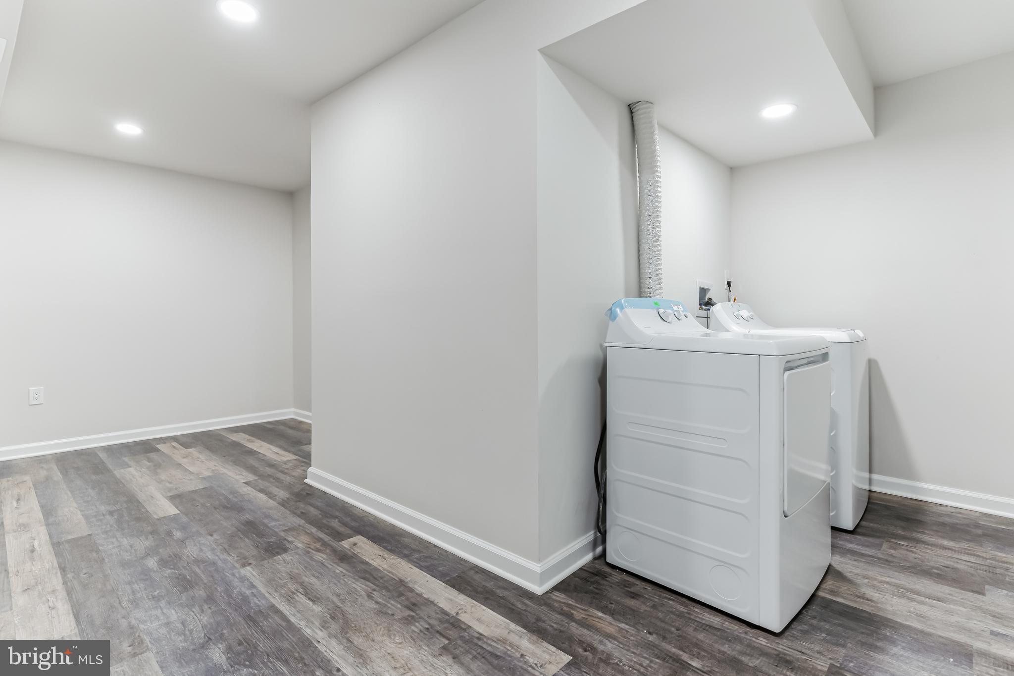 HIGHLAND GARDENS - Residential