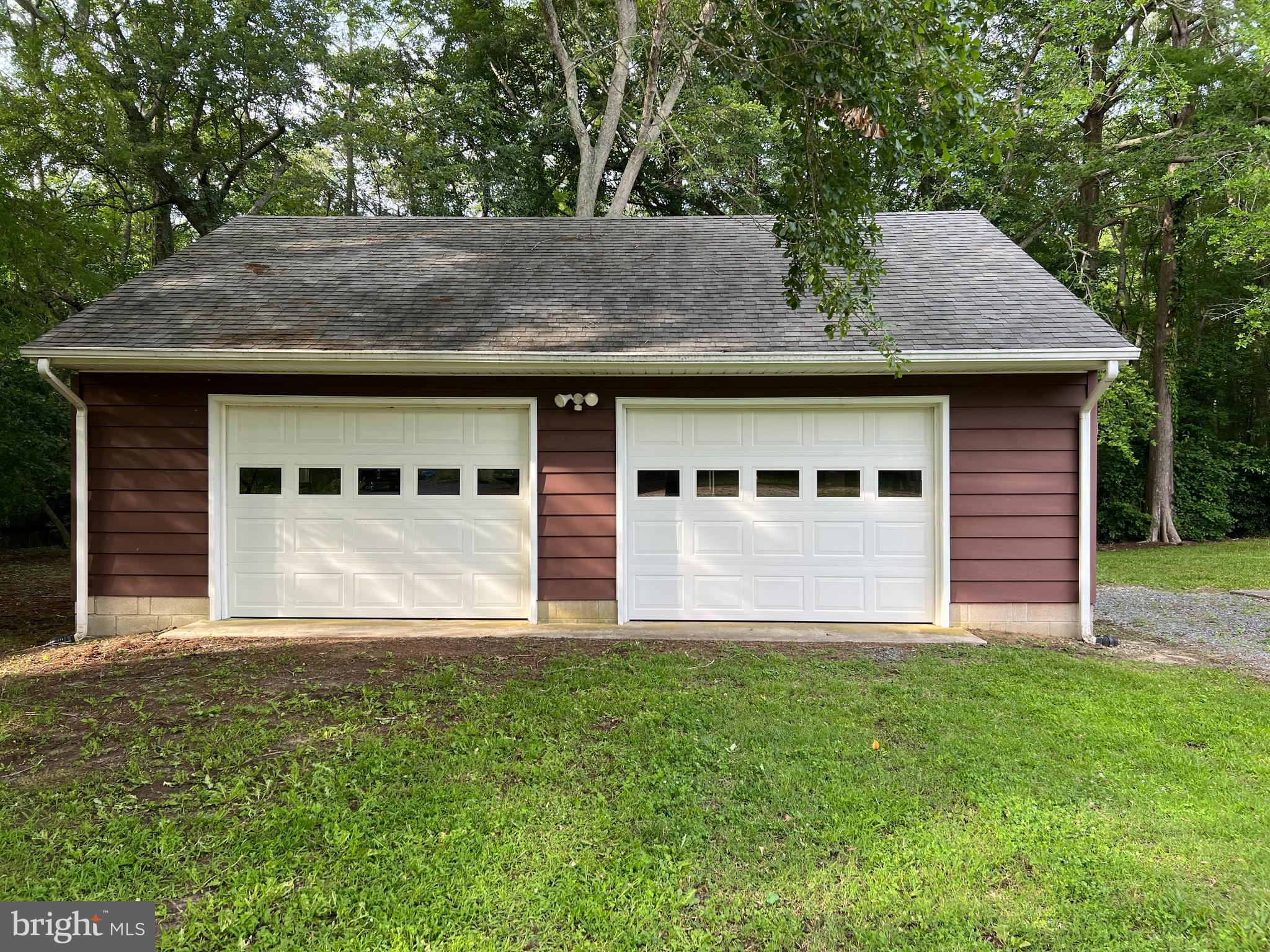 HALLETT HEIGHTS - Residential