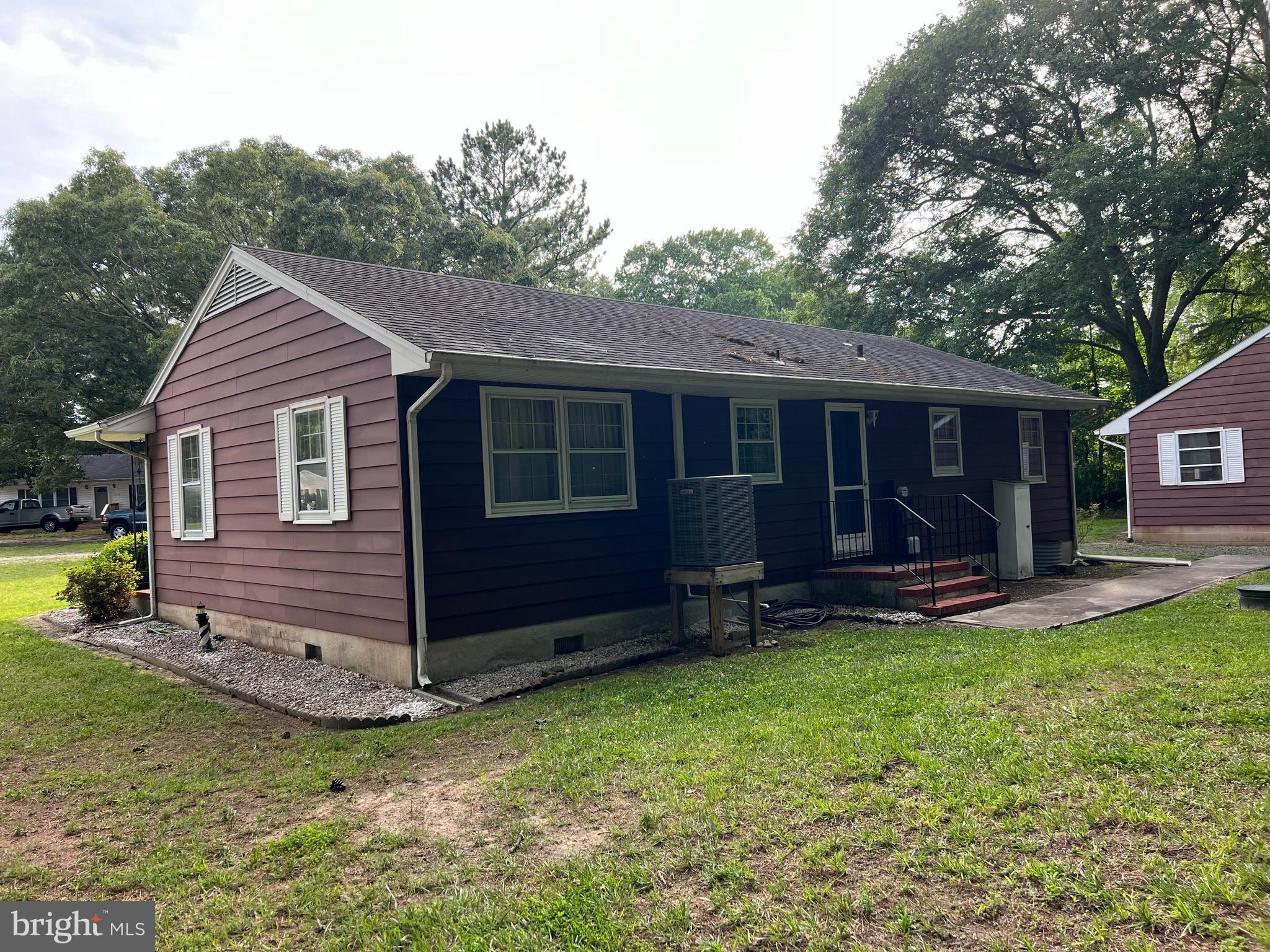 HALLETT HEIGHTS - Residential