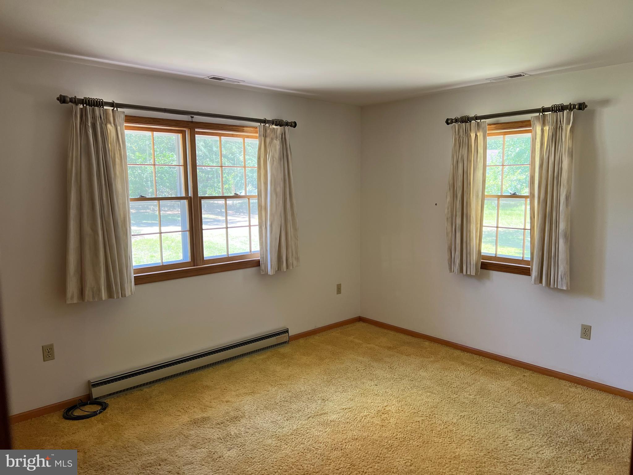 HALLETT HEIGHTS - Residential