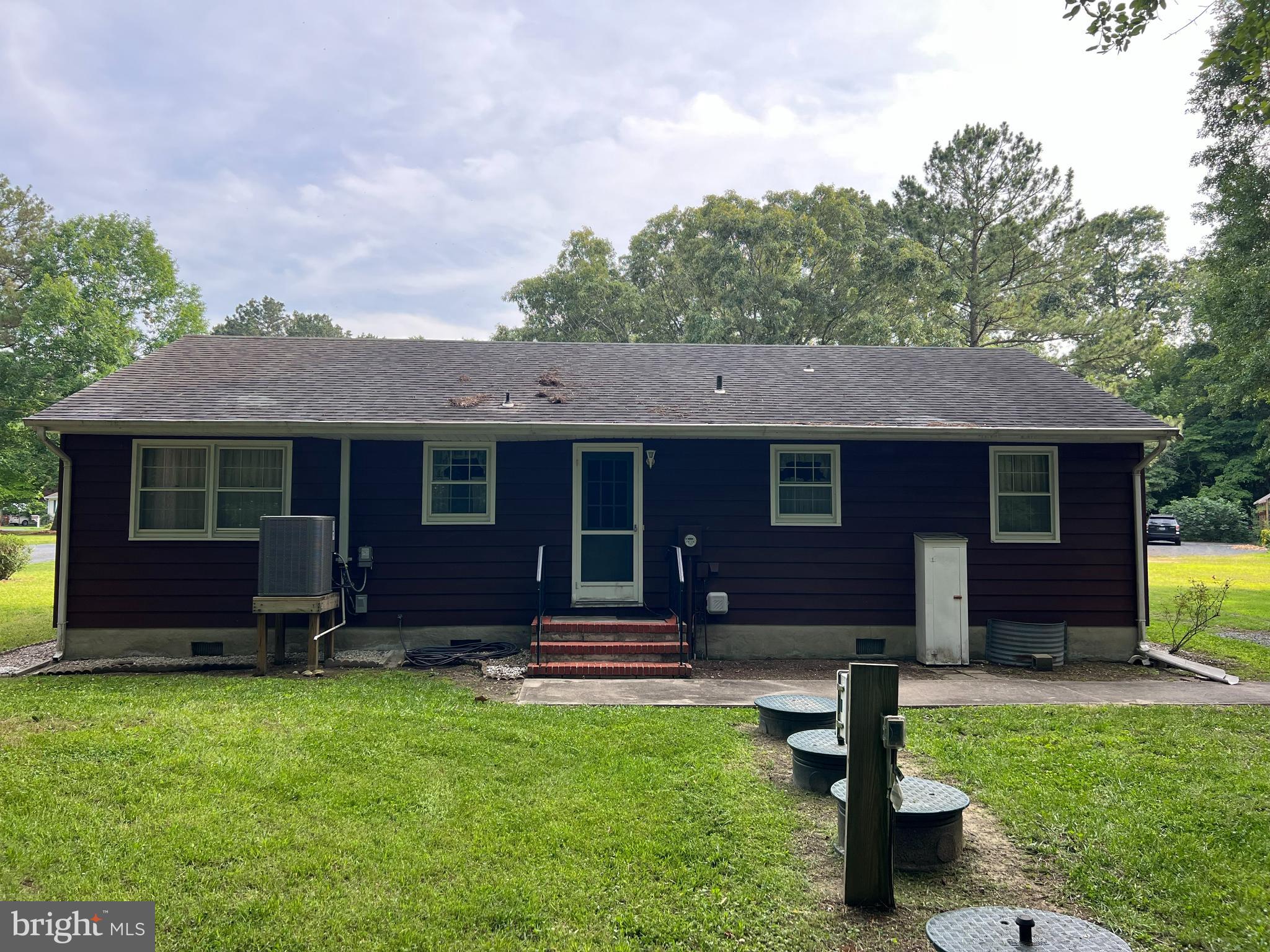 HALLETT HEIGHTS - Residential