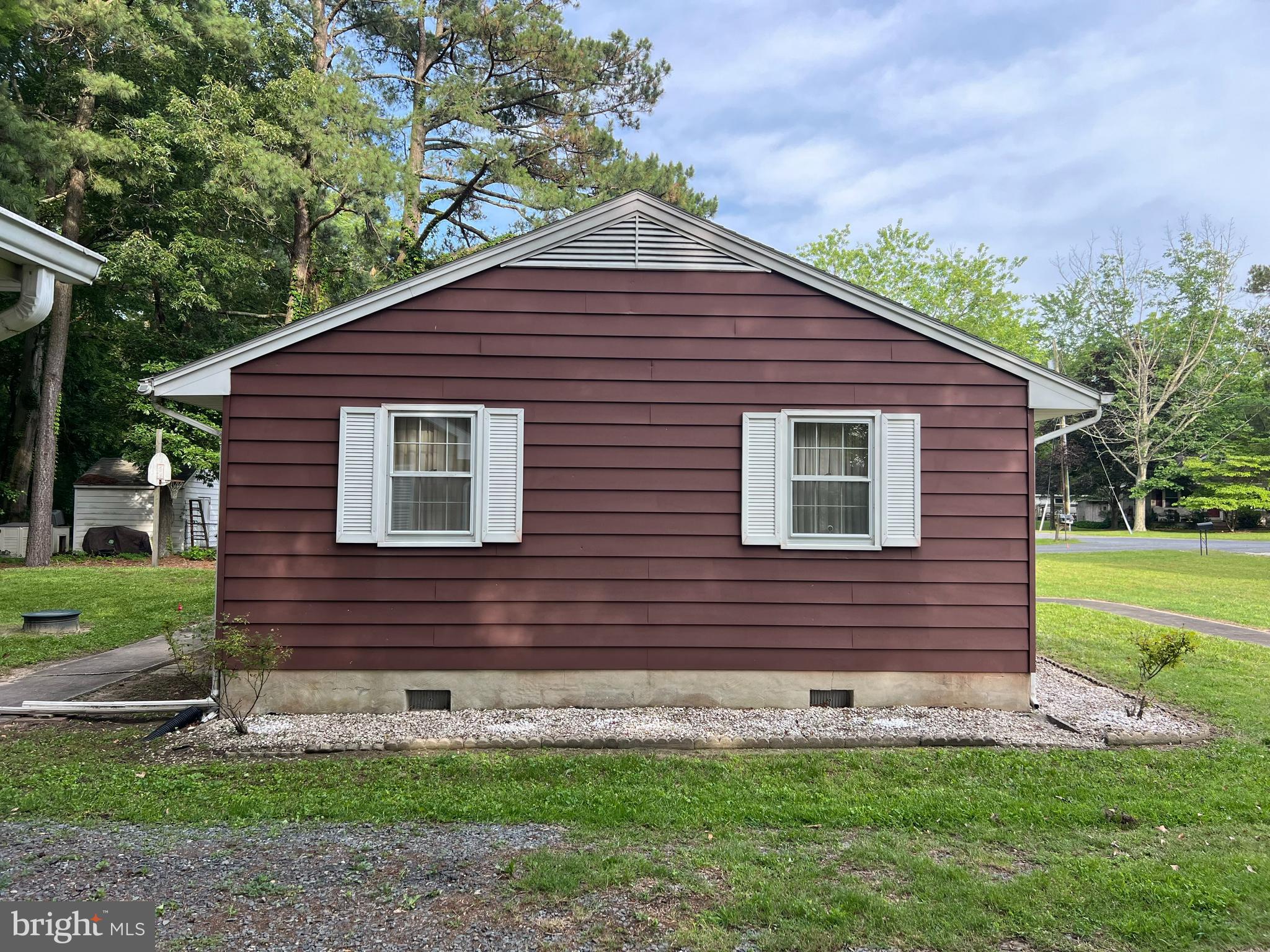 HALLETT HEIGHTS - Residential