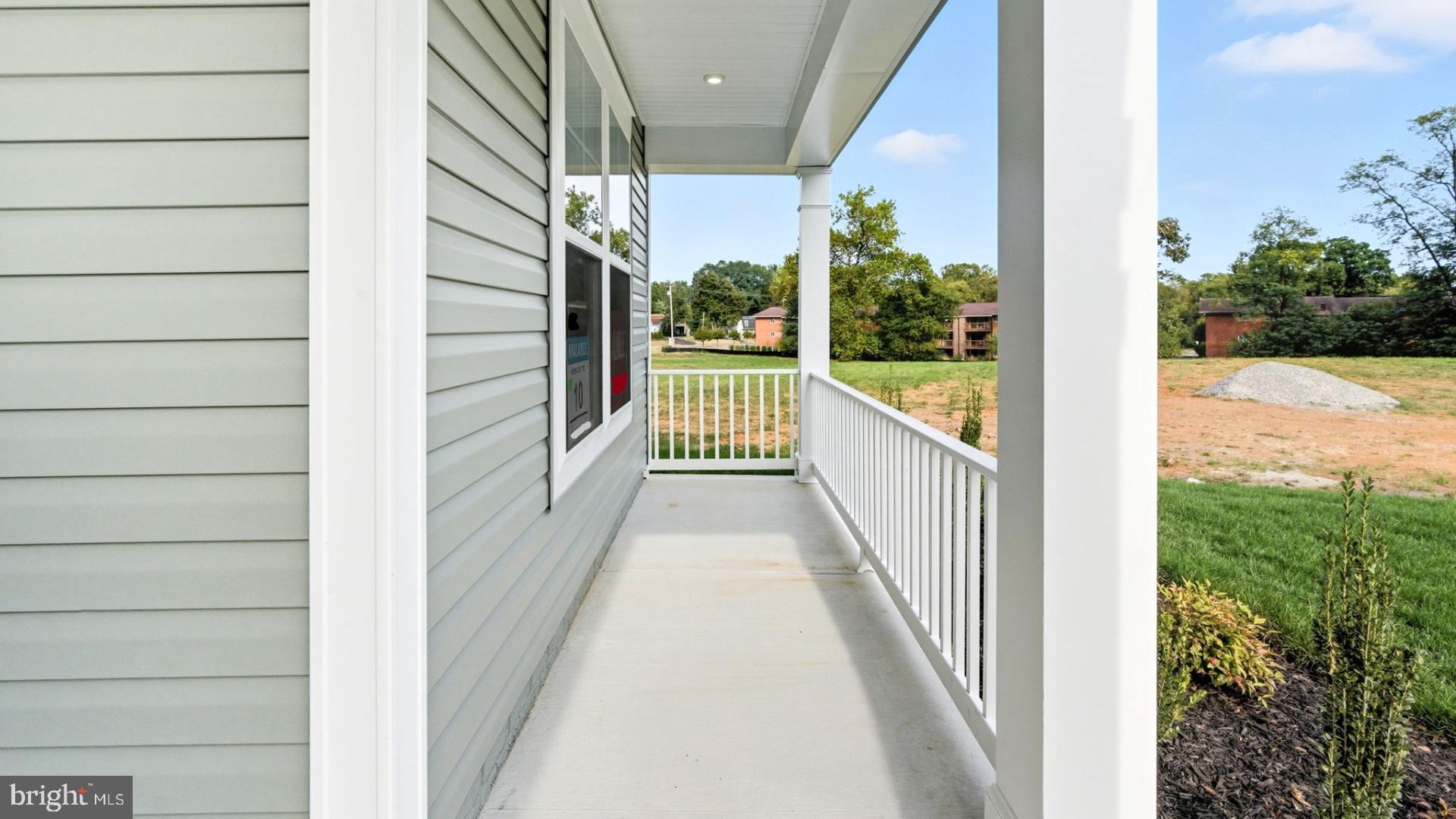 ROSEHILL MANOR - Residential