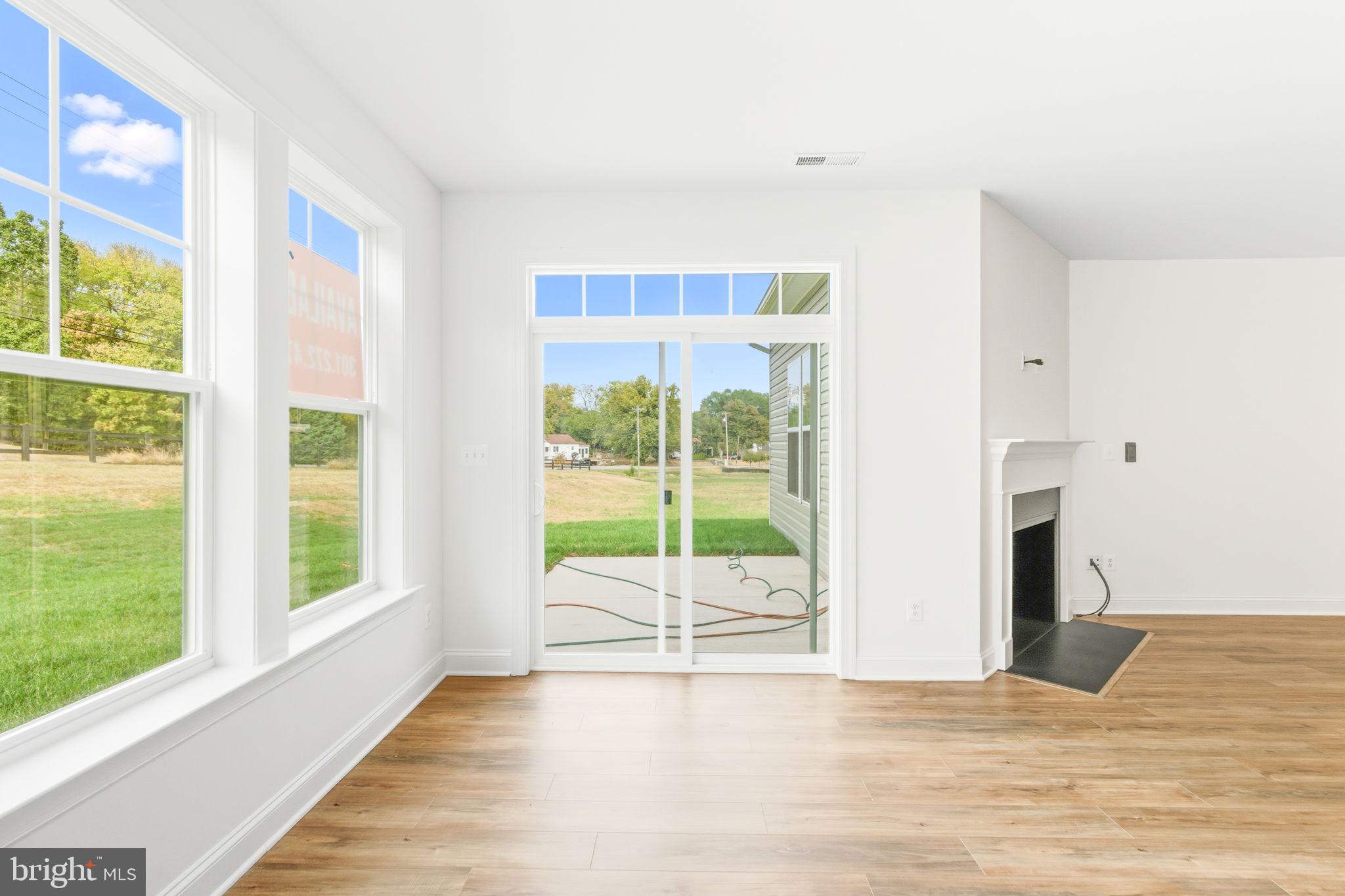 ROSEHILL MANOR - Residential