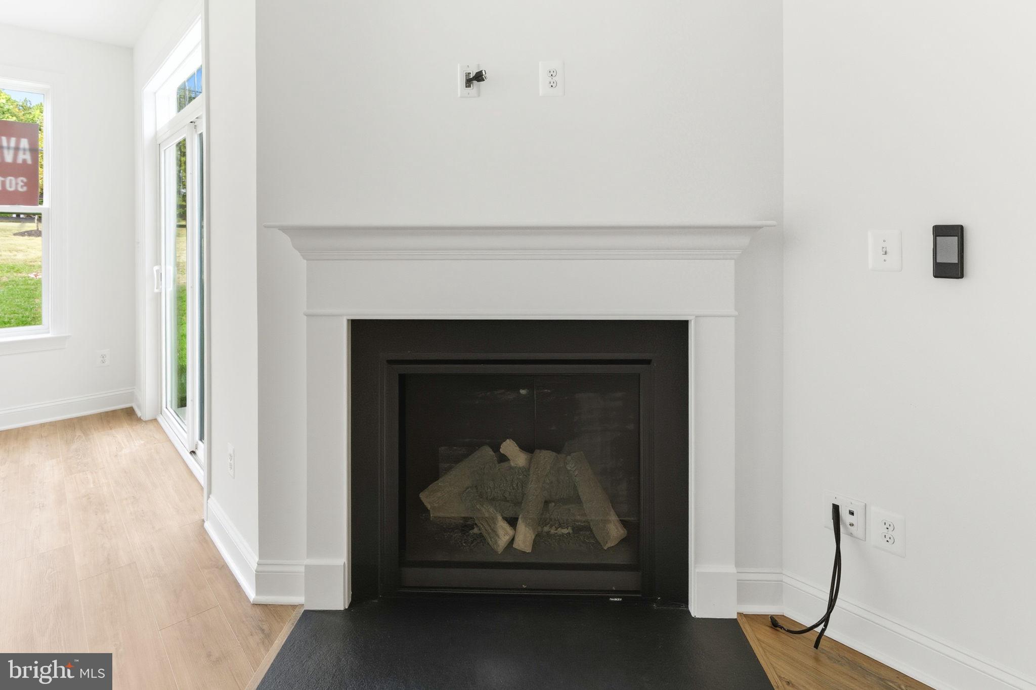 ROSEHILL MANOR - Residential