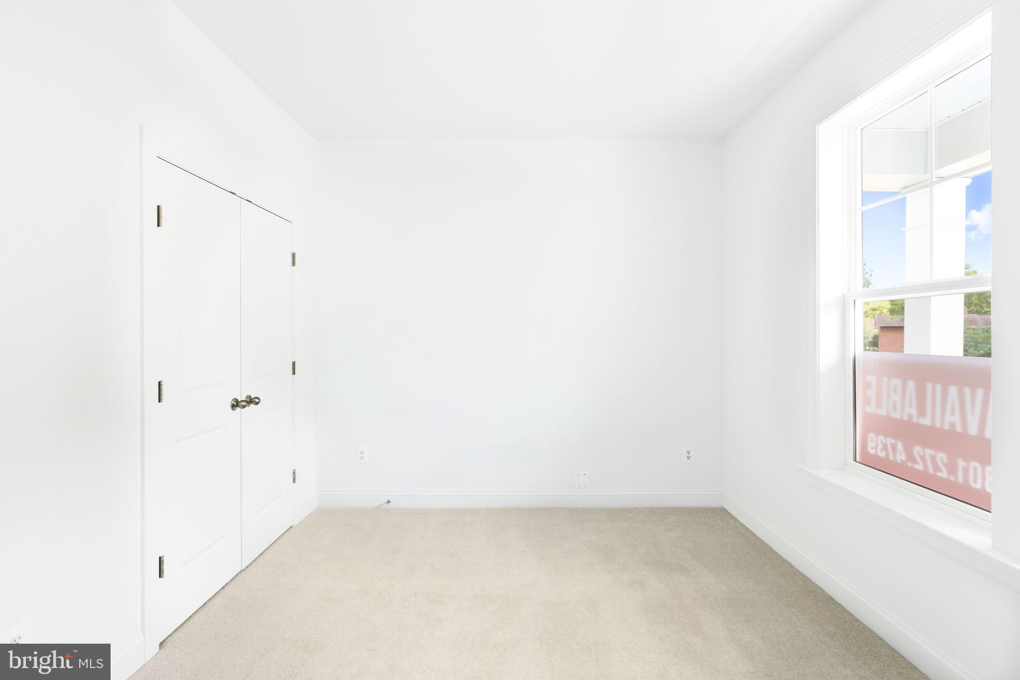 ROSEHILL MANOR - Residential