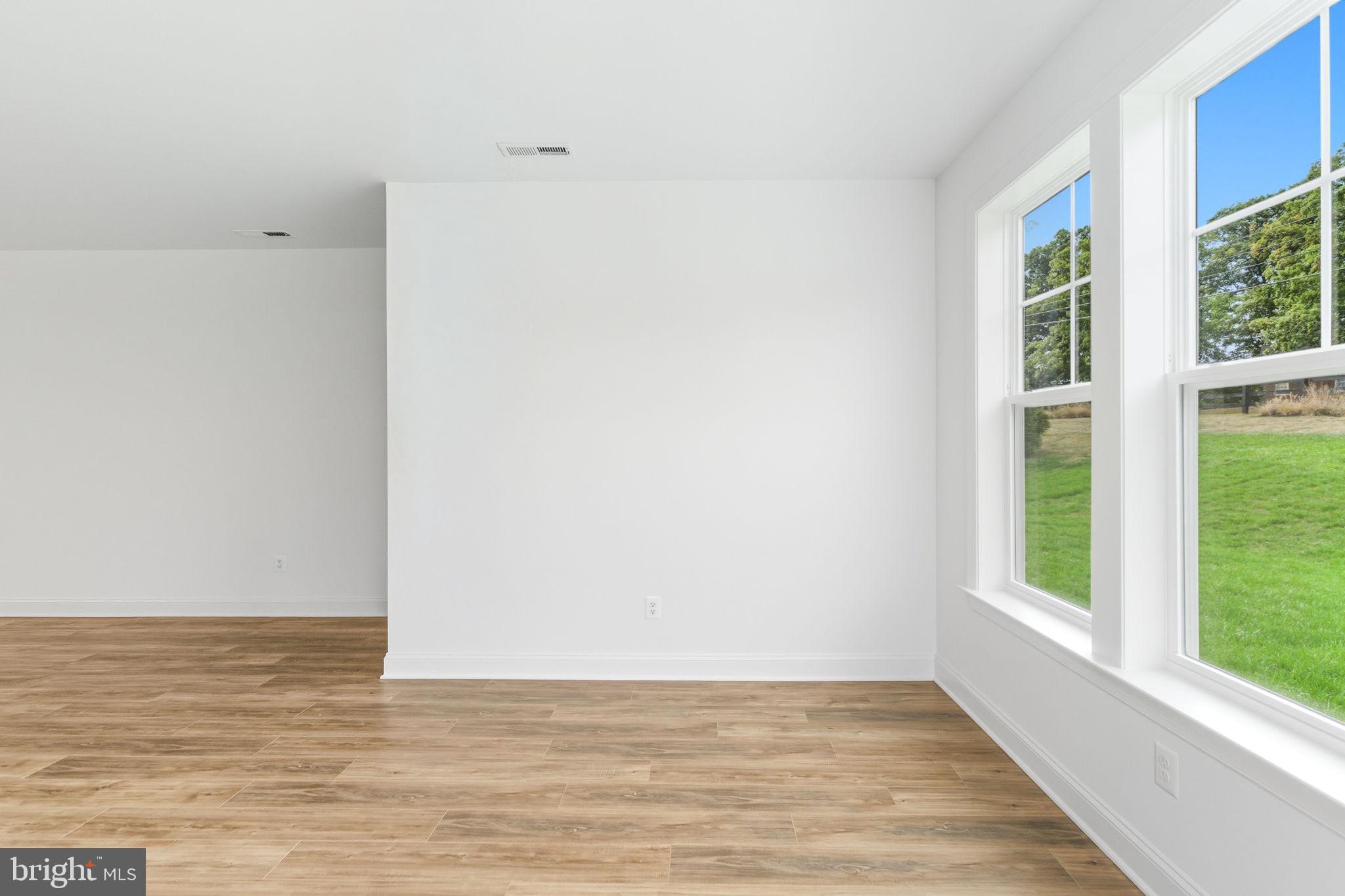 ROSEHILL MANOR - Residential