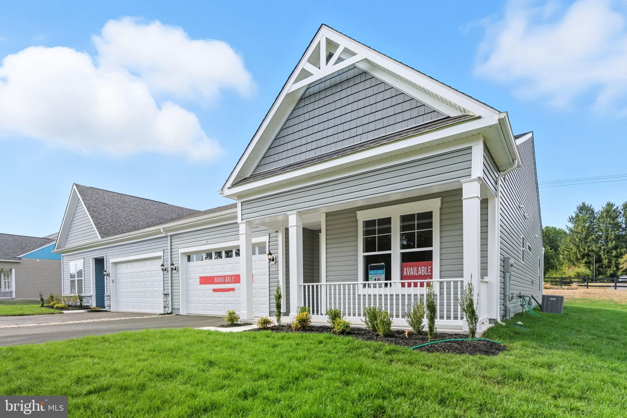 ROSEHILL MANOR - Residential