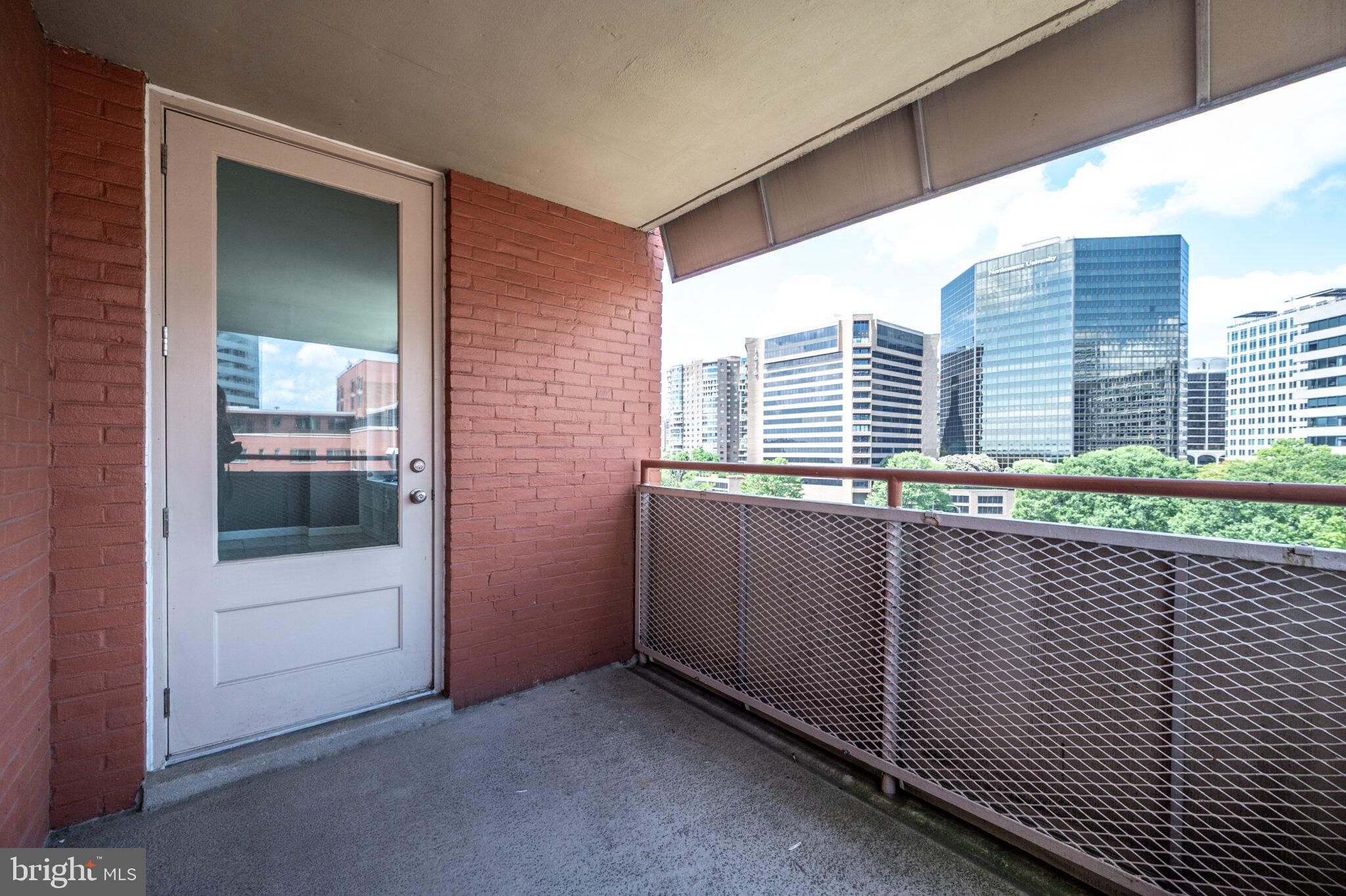 RIVER PLACE - Residential Lease