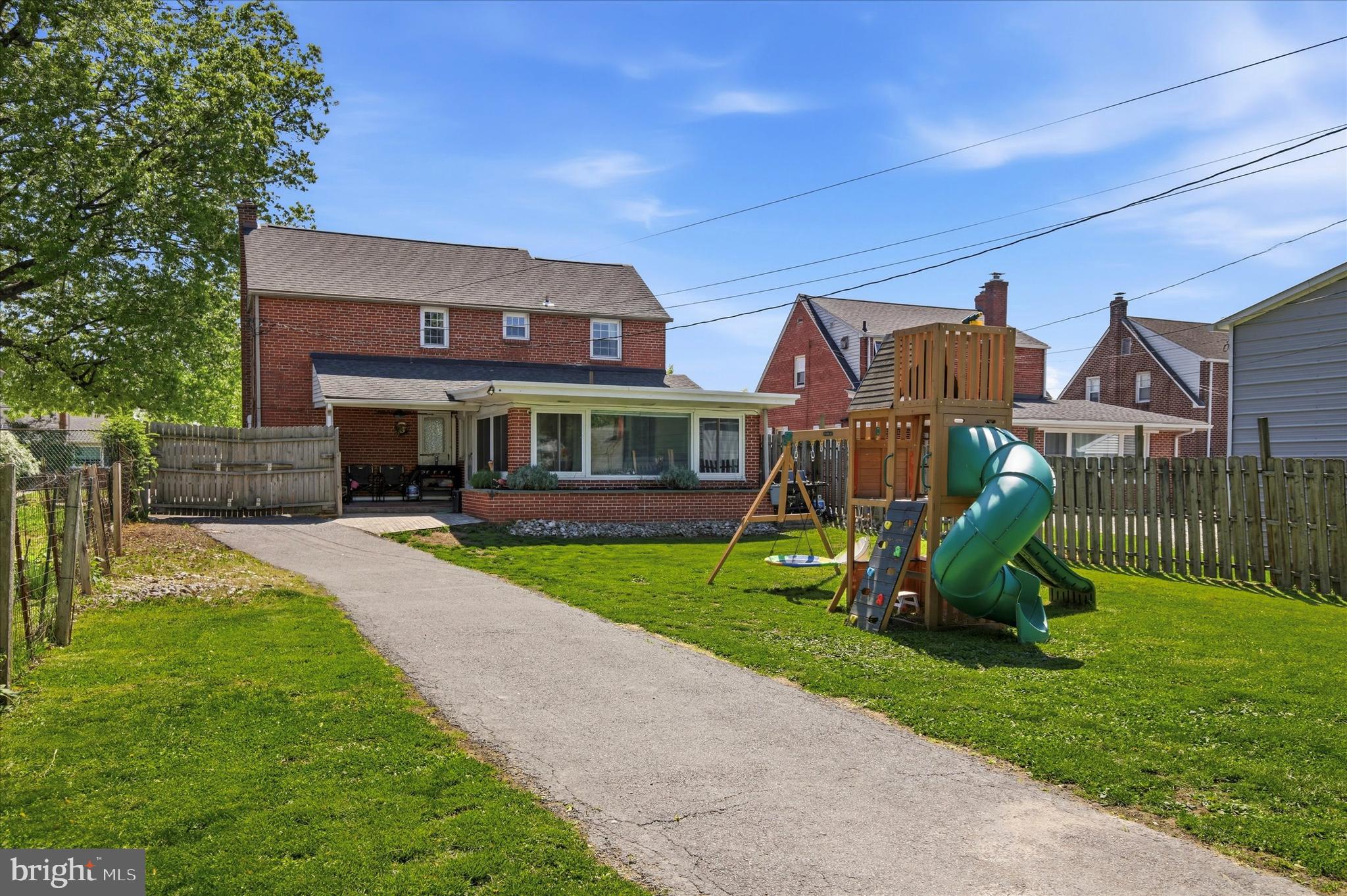POTTSTOWN - Residential