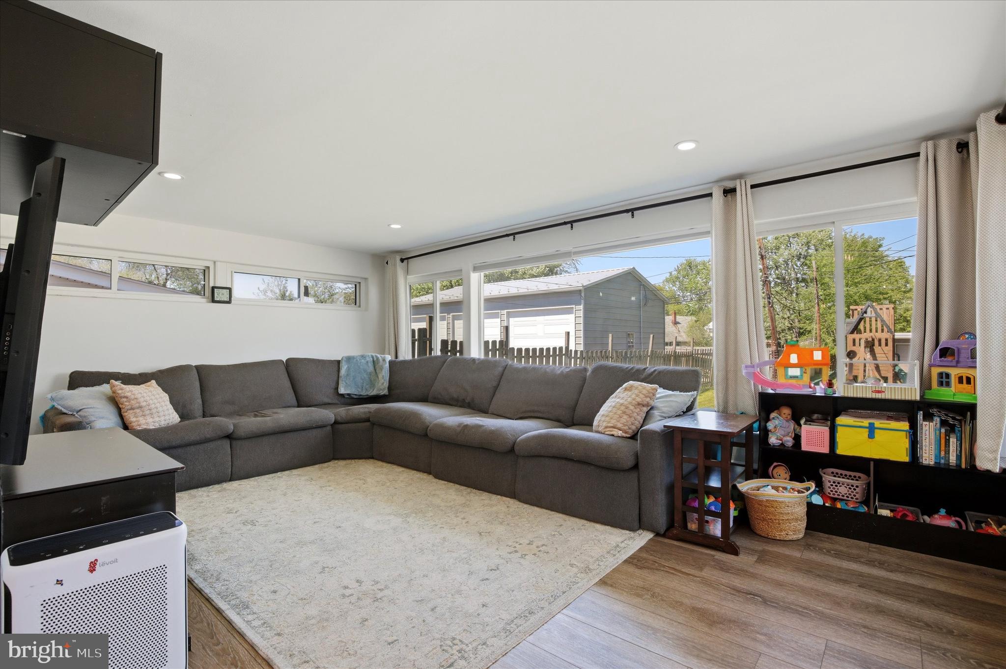 POTTSTOWN - Residential