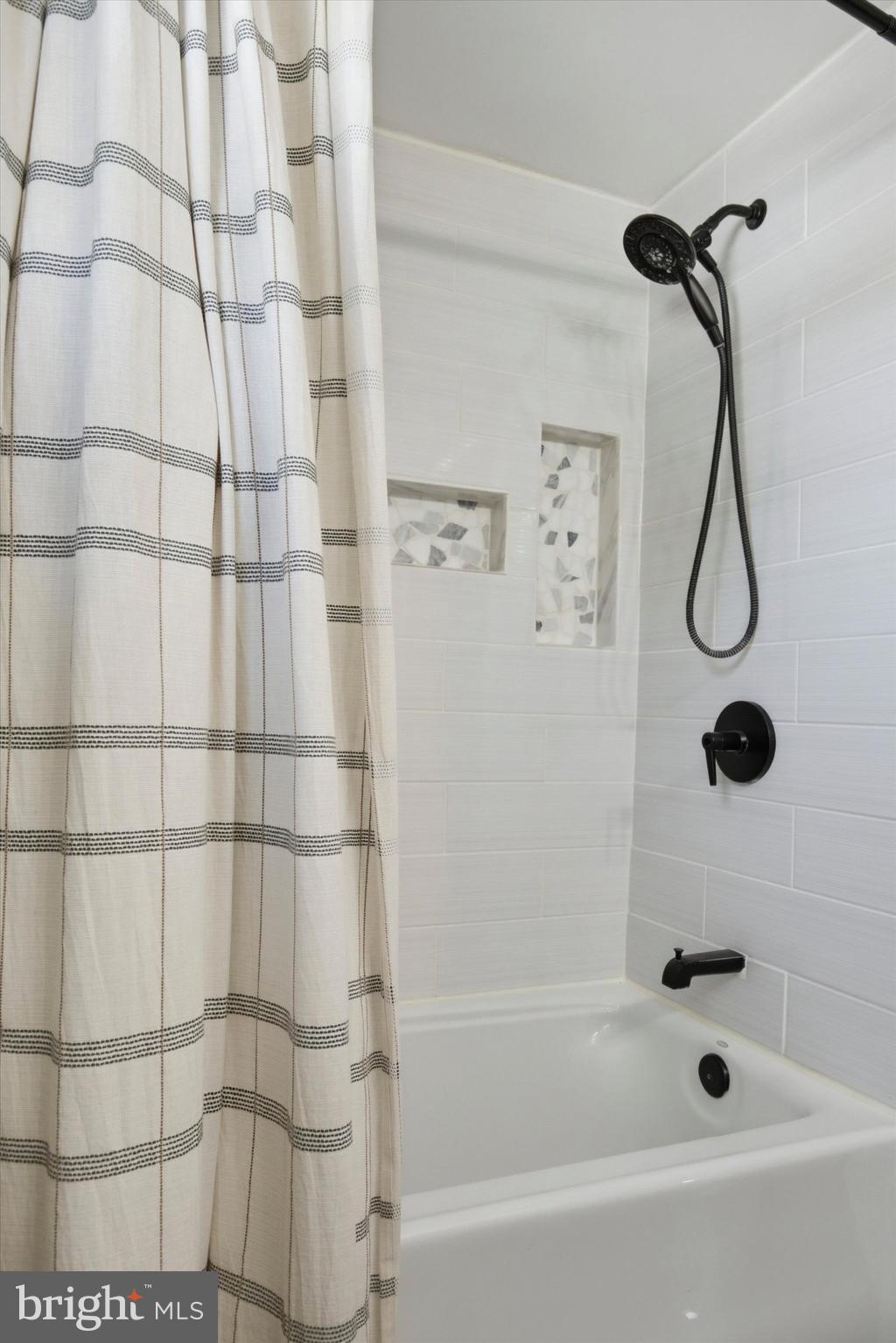 POTTSTOWN - Residential