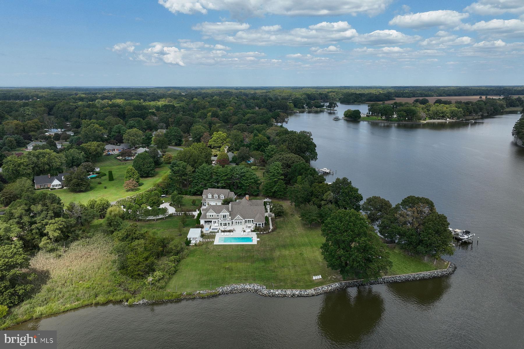 GOVERNOR GRASON MANOR - Residential