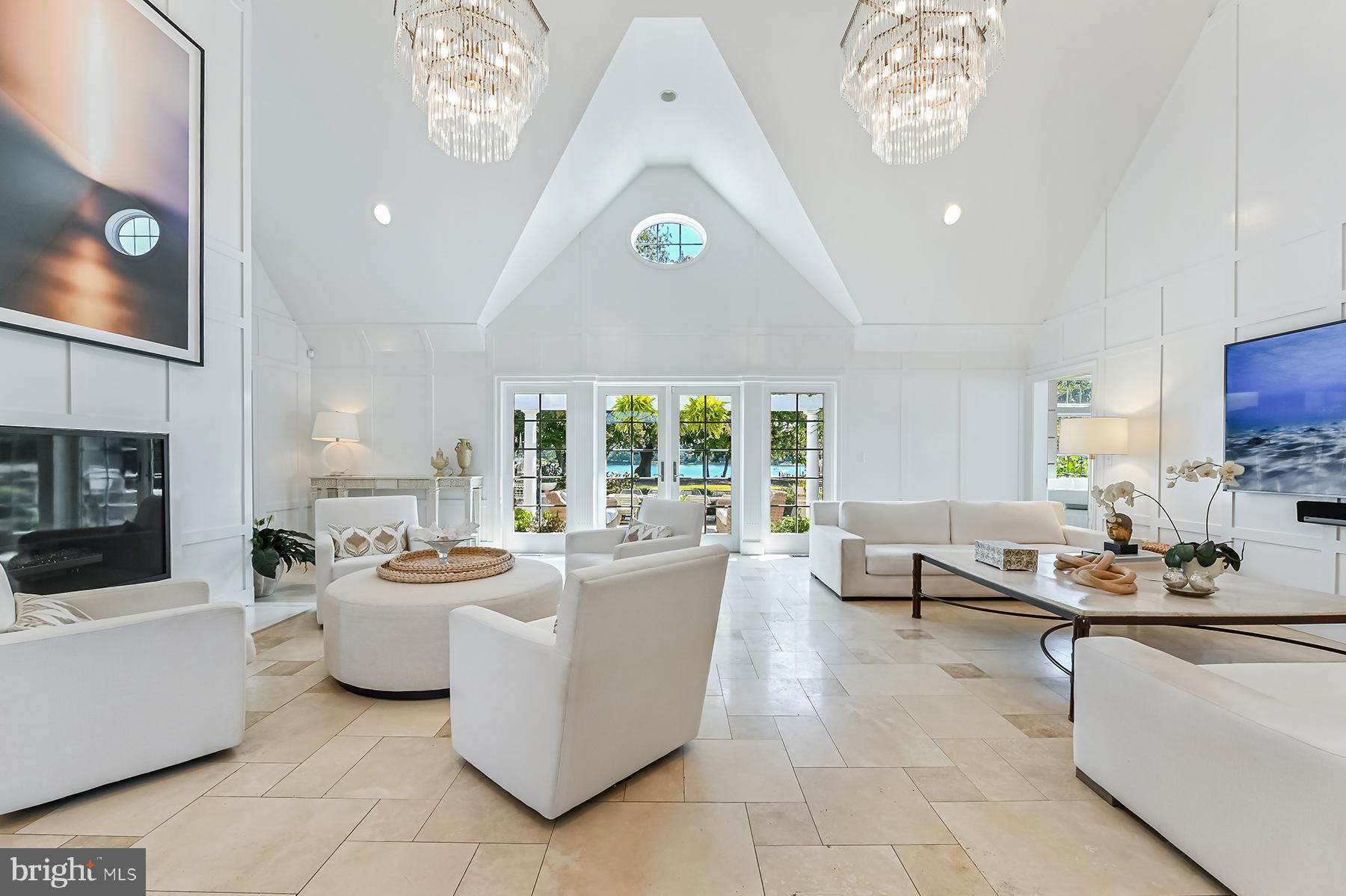 GOVERNOR GRASON MANOR - Residential