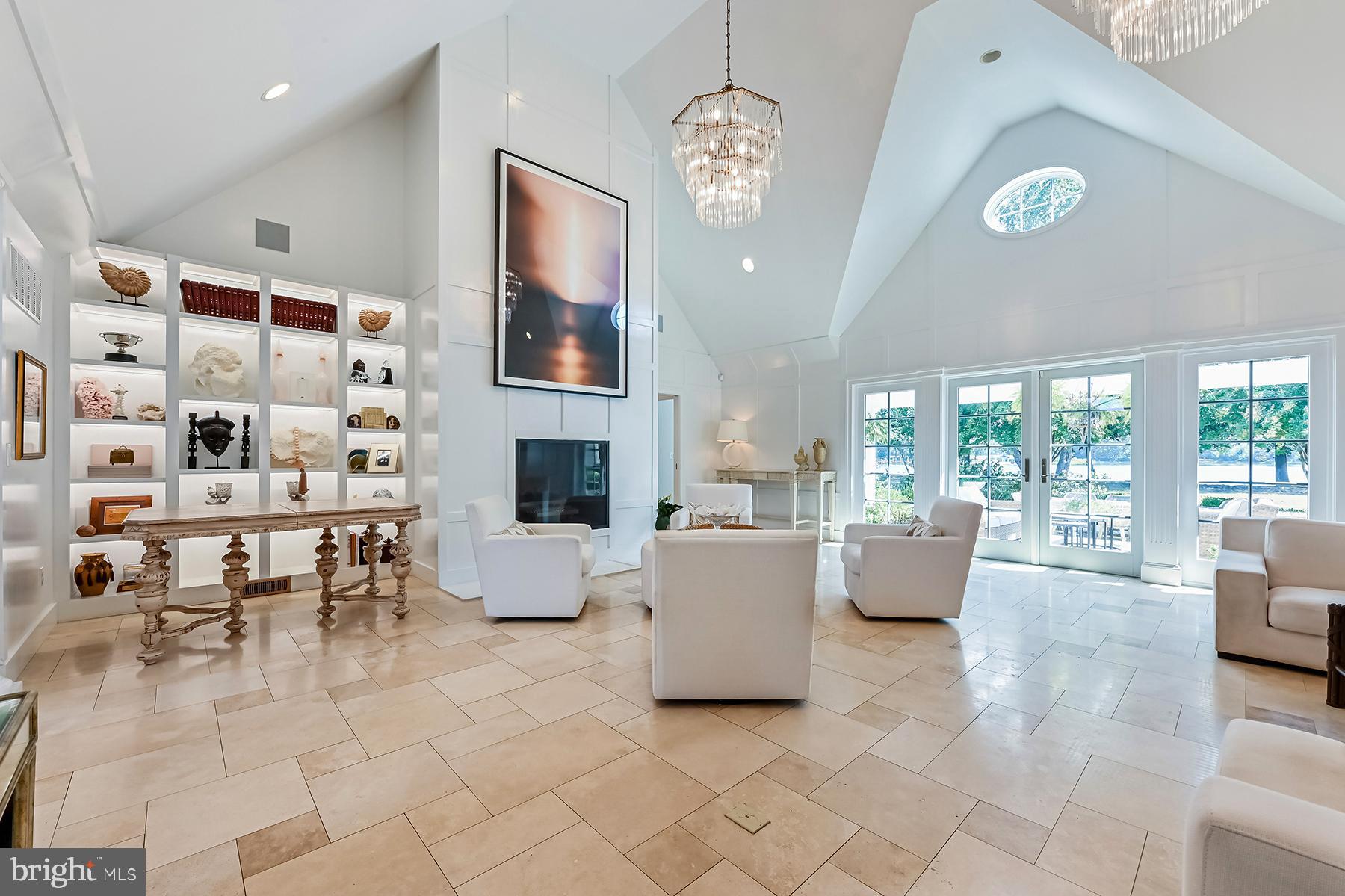 GOVERNOR GRASON MANOR - Residential