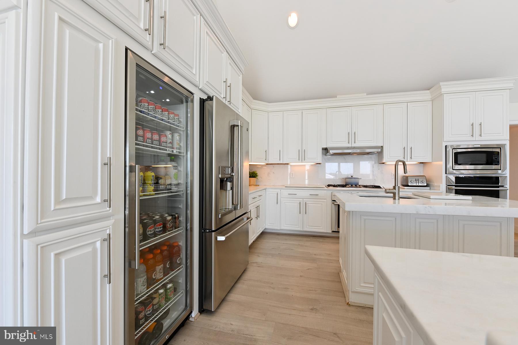 GOVERNOR GRASON MANOR - Residential