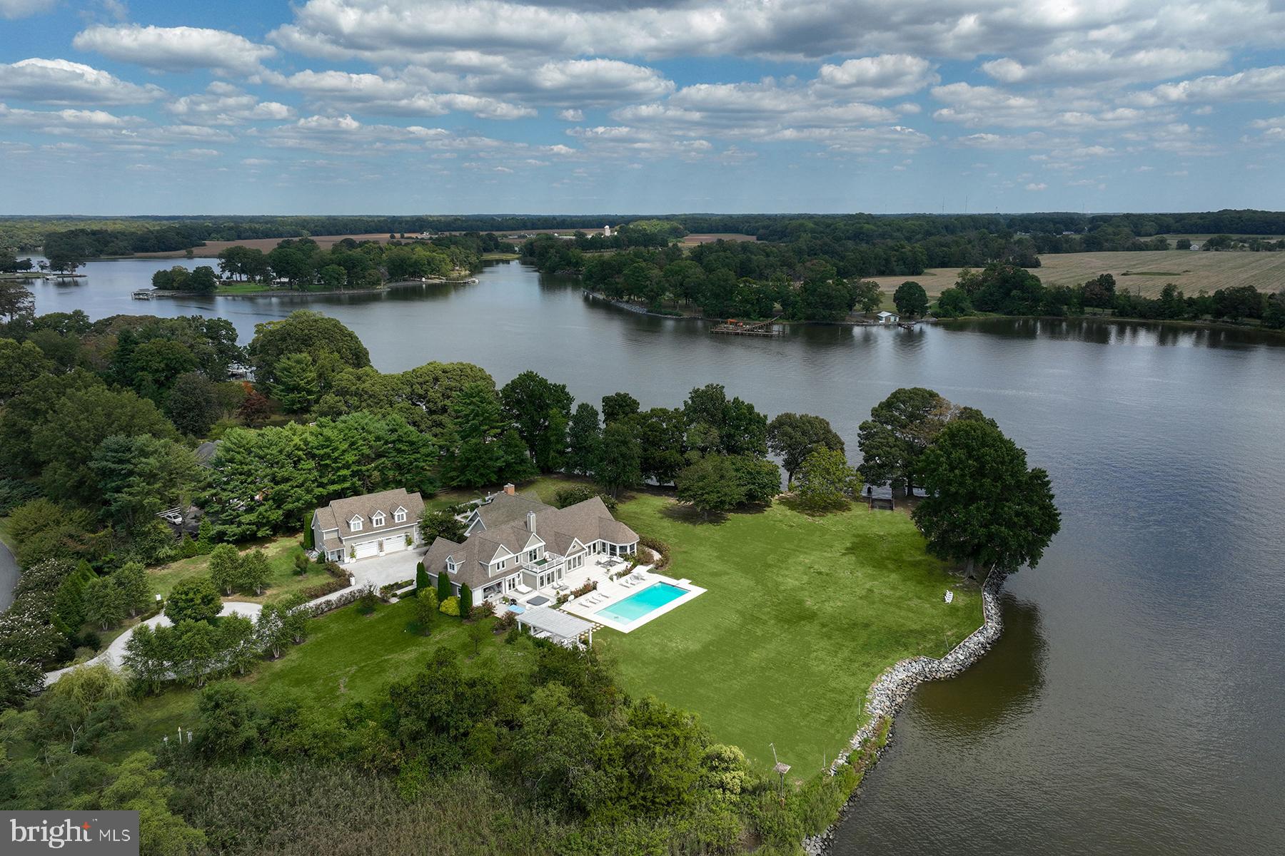 GOVERNOR GRASON MANOR - Residential