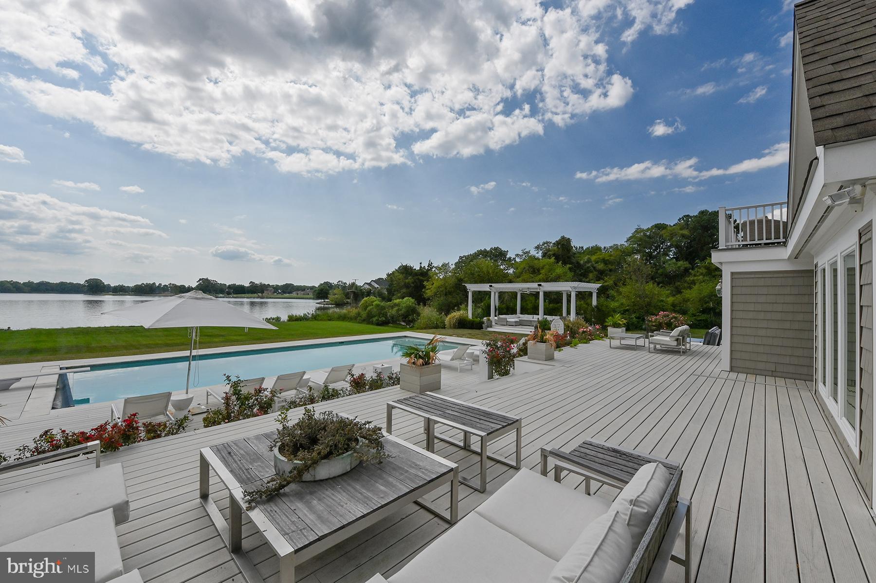 GOVERNOR GRASON MANOR - Residential