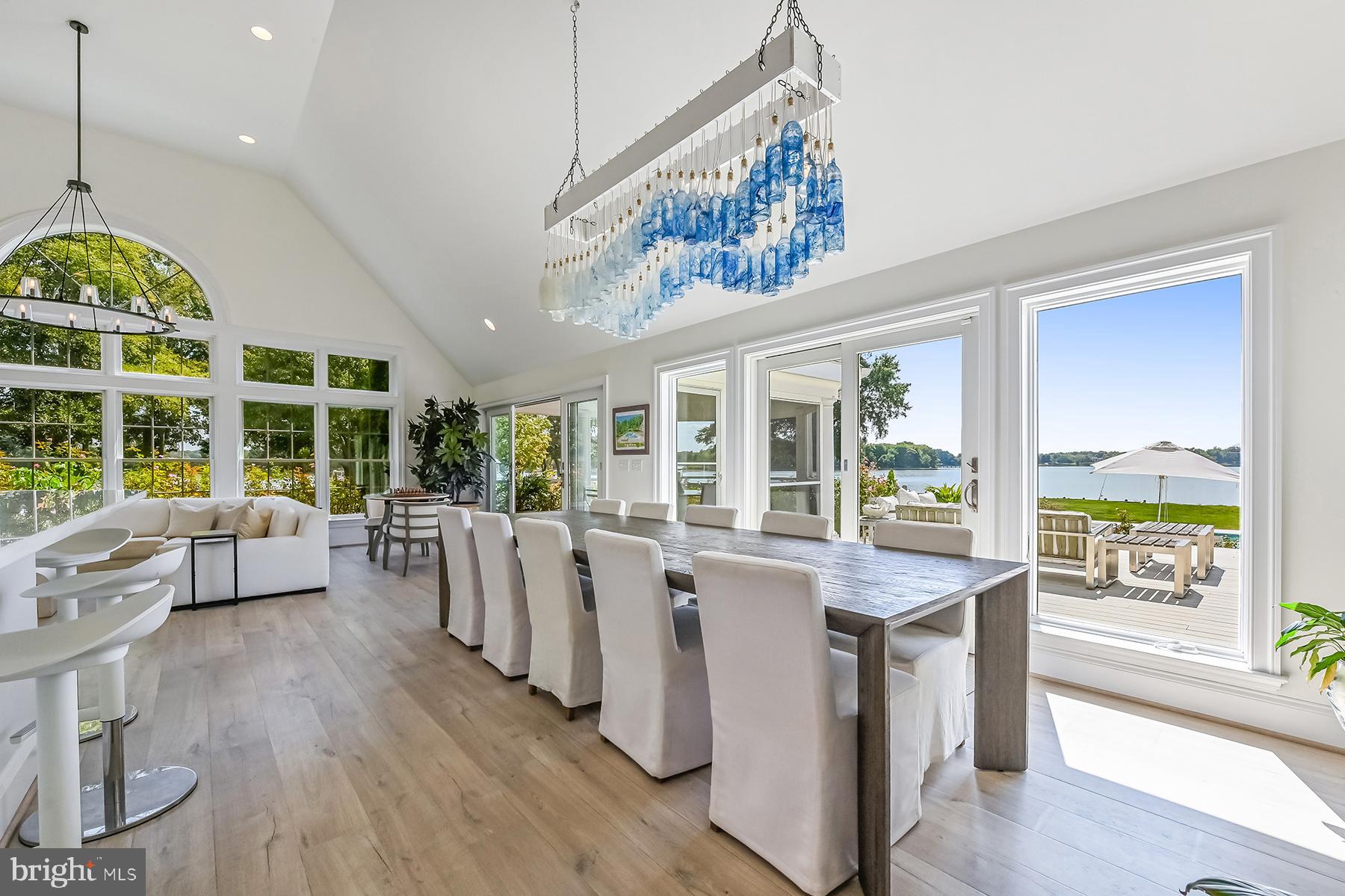 GOVERNOR GRASON MANOR - Residential