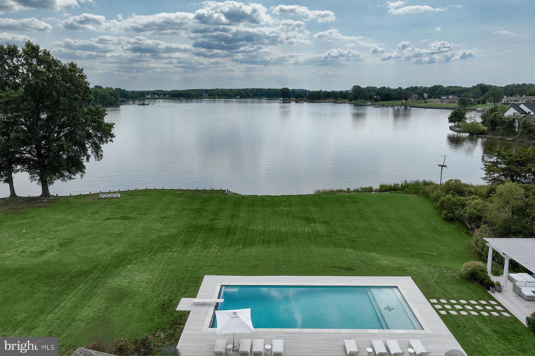 GOVERNOR GRASON MANOR - Residential