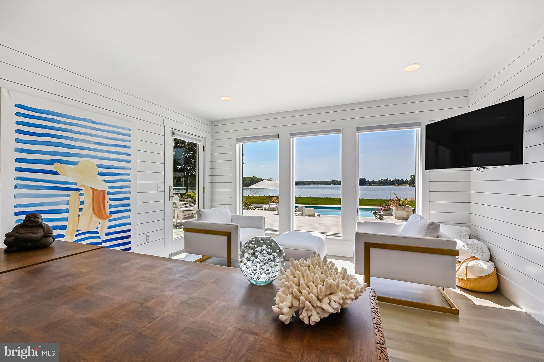 GOVERNOR GRASON MANOR - Residential