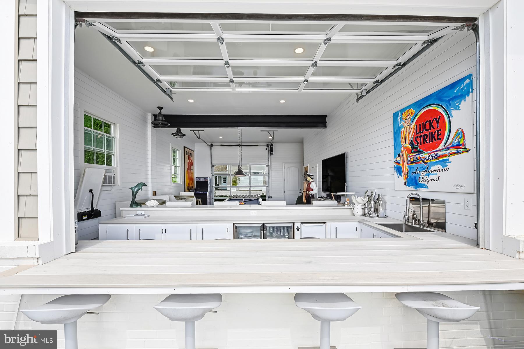 GOVERNOR GRASON MANOR - Residential