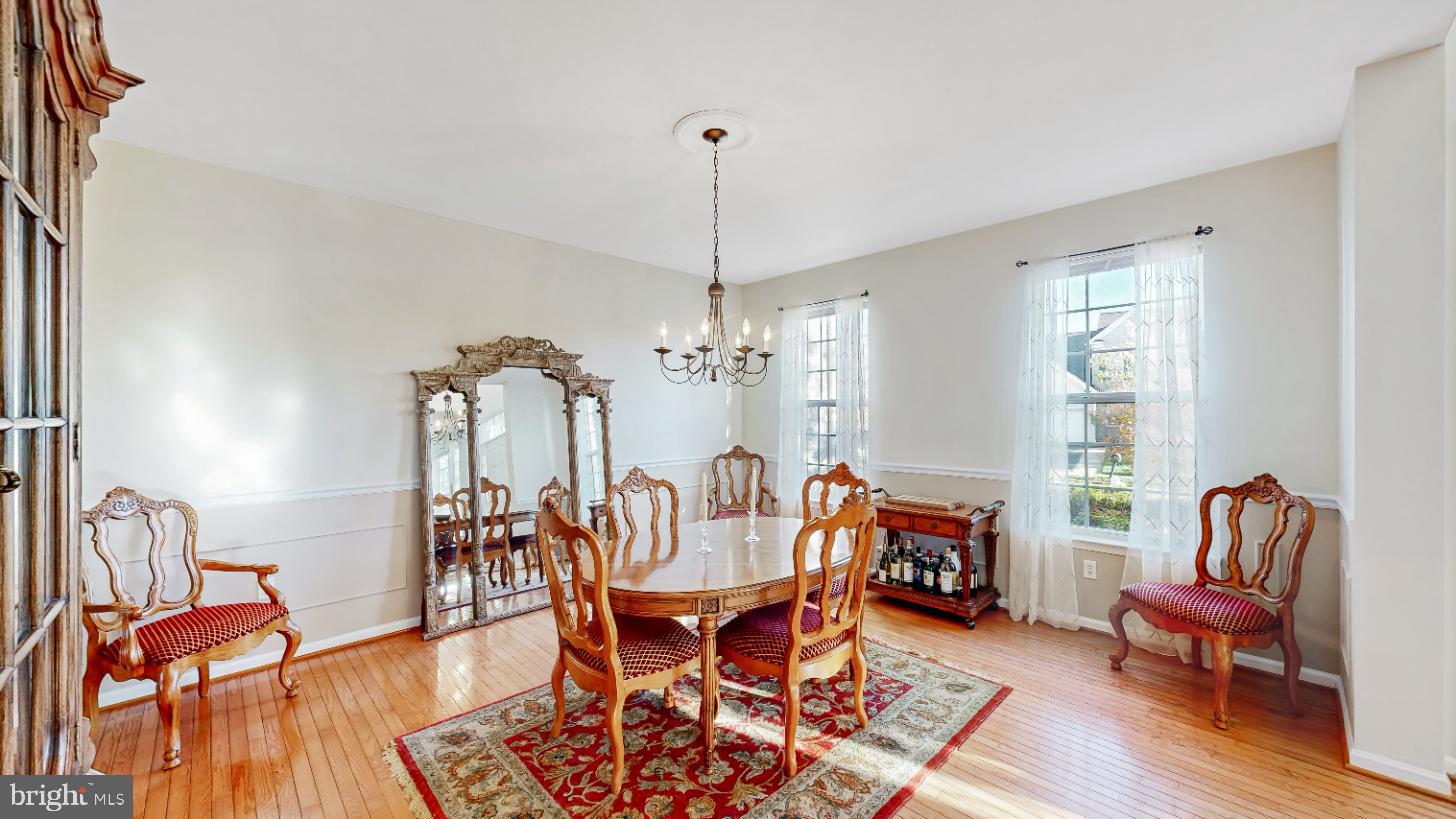 THE LEGENDS - Residential