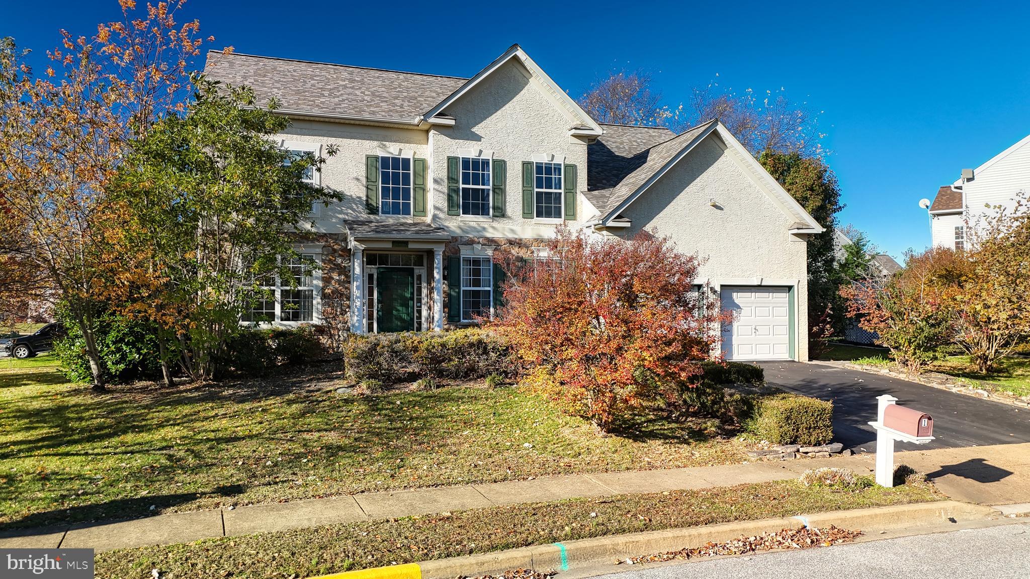 THE LEGENDS - Residential