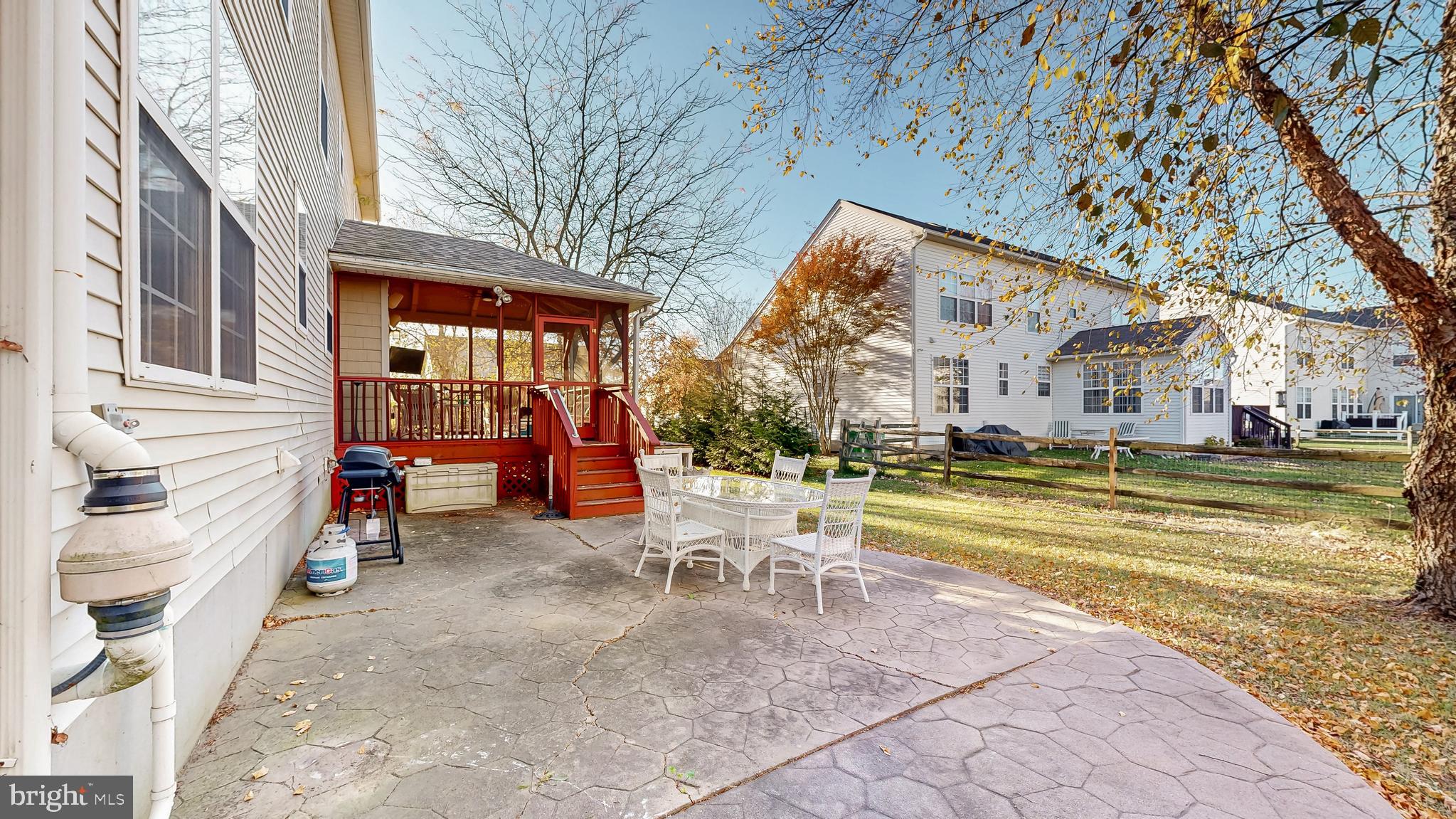 THE LEGENDS - Residential