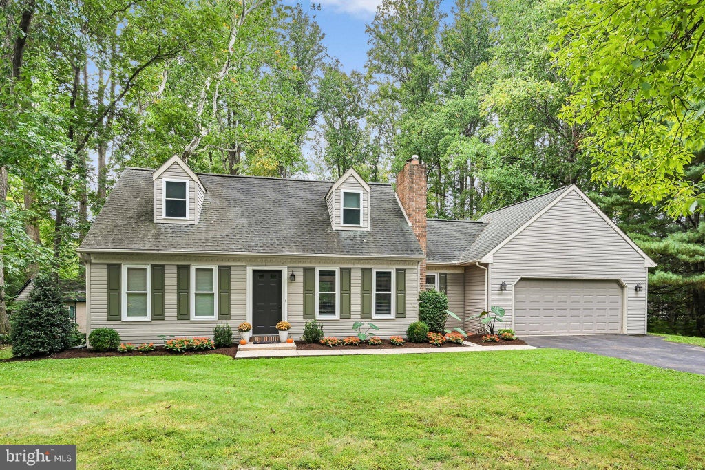 Photo of 1180 Seglock Road, LITITZ, PA 17543 (MLS # PALA2097382)