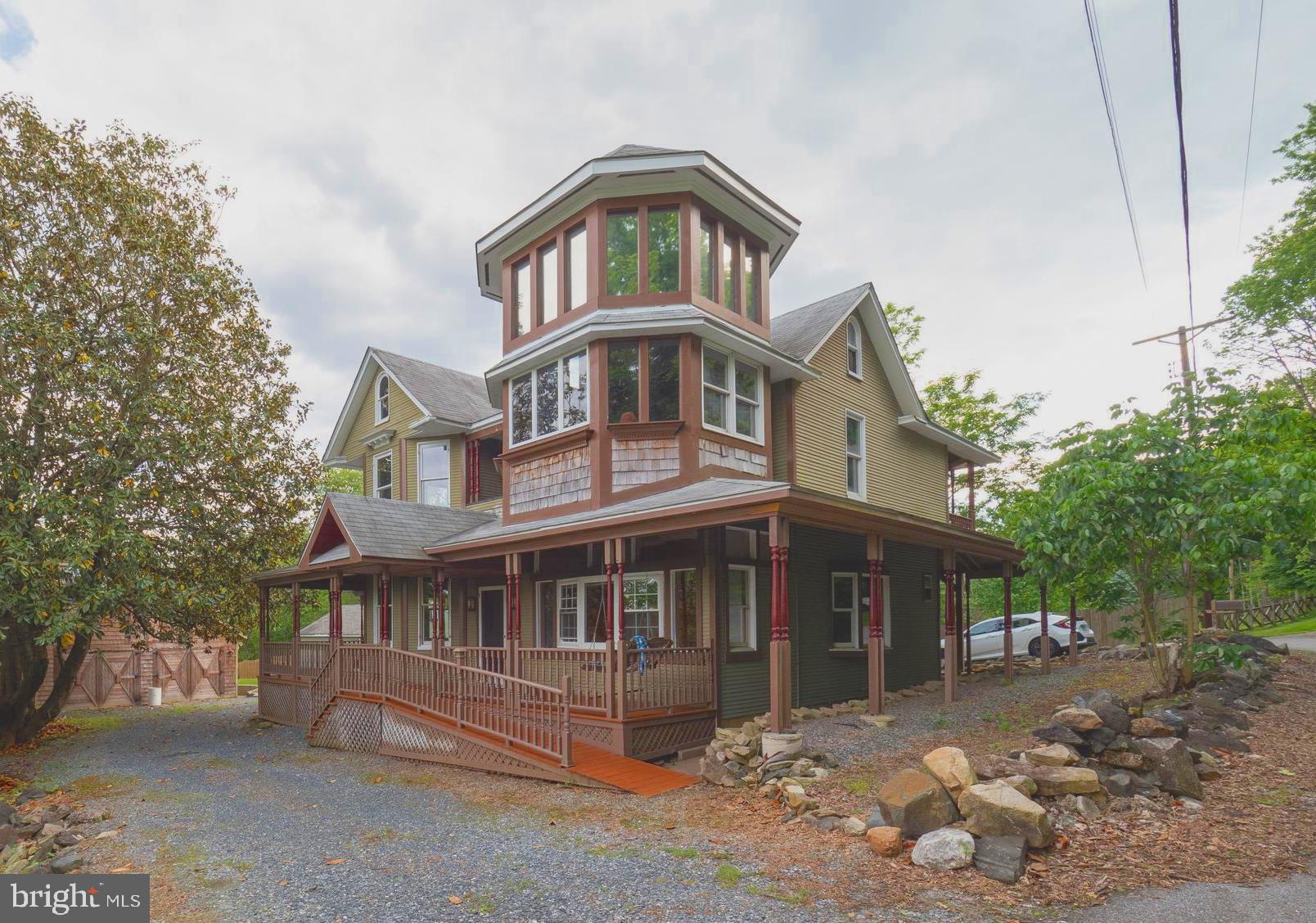 ROCKBURN COMMONS - Residential
