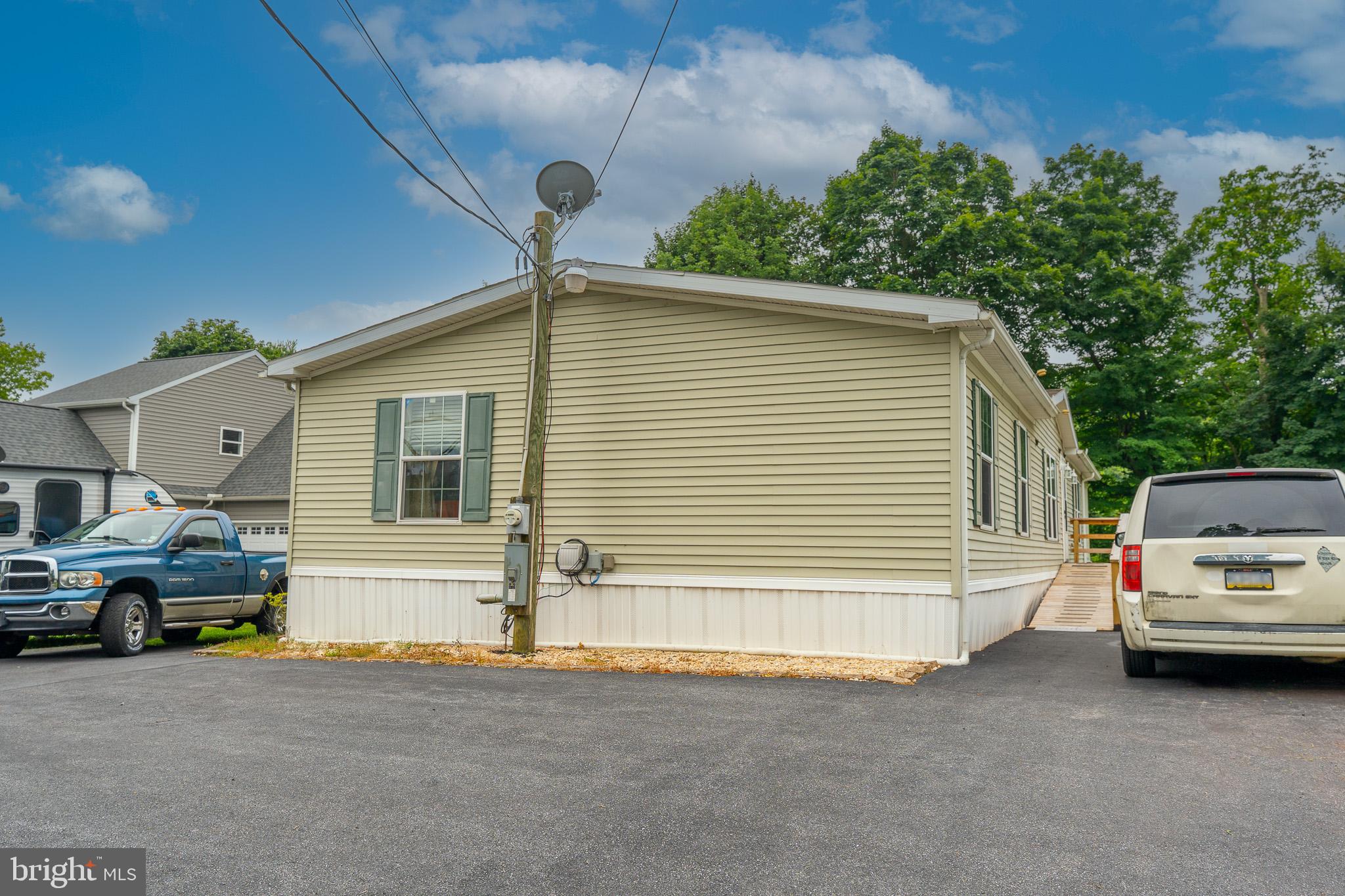 688 HOPELAND ROAD