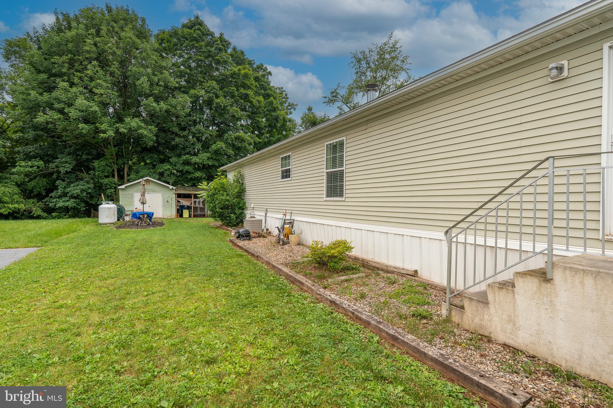688 HOPELAND ROAD