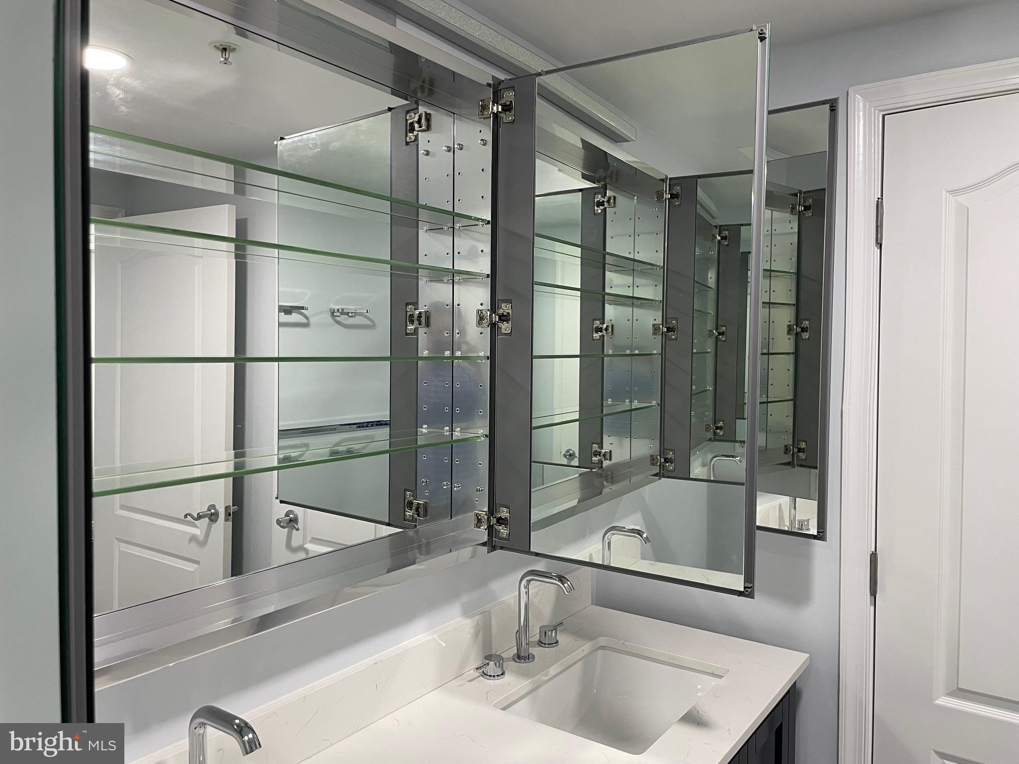 THE MONARCH - Residential Lease