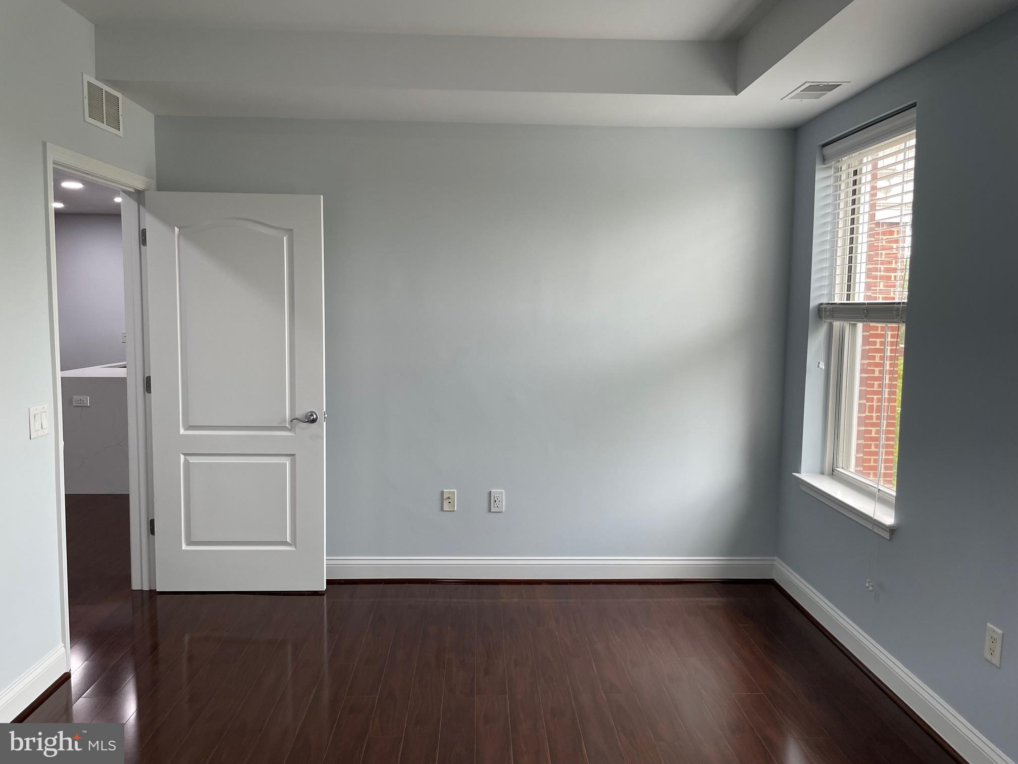 THE MONARCH - Residential Lease